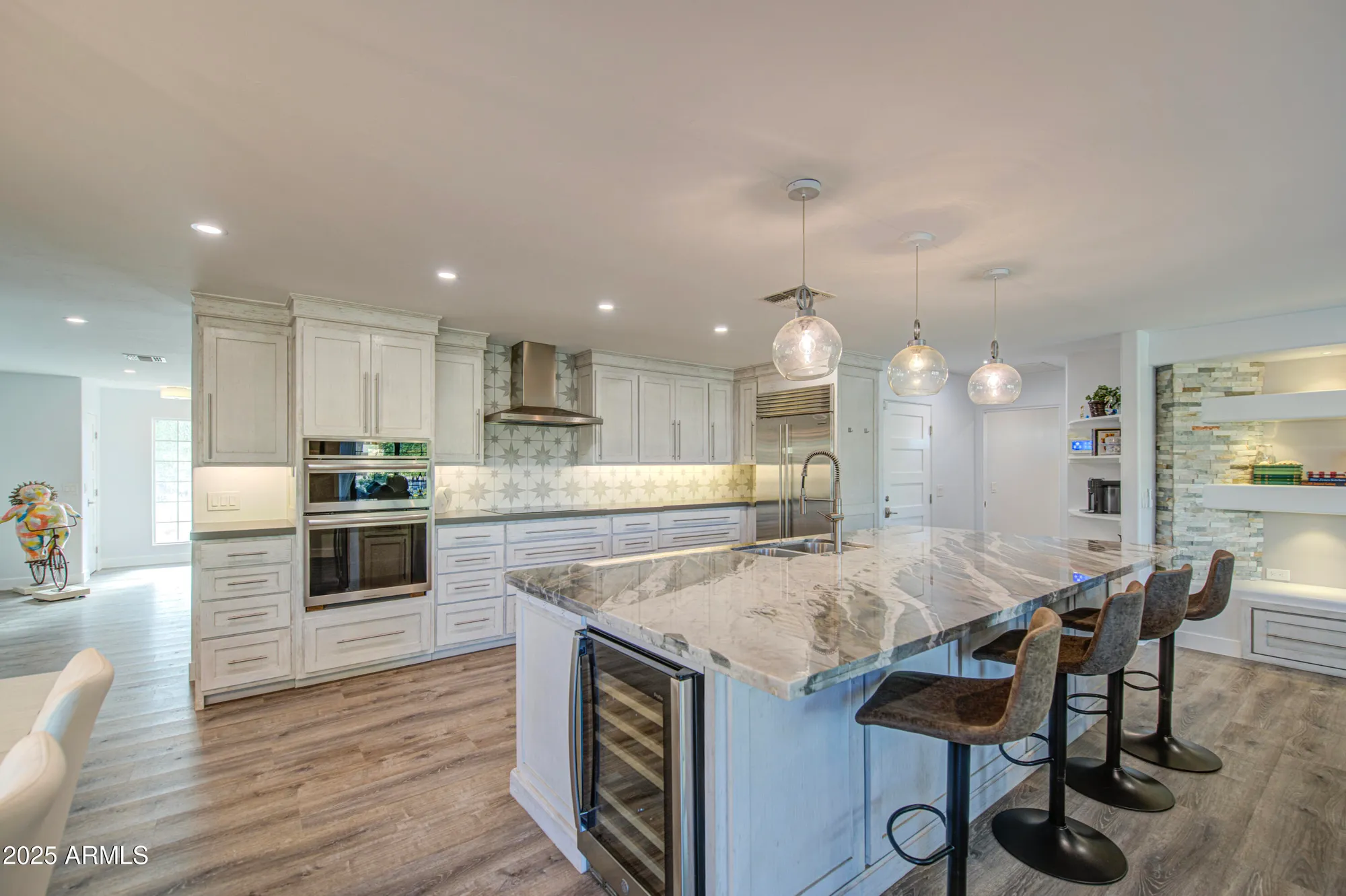 Property Slideshow image 1 of 53 | 9526 w calico dr, Sun City, AZ, 85373