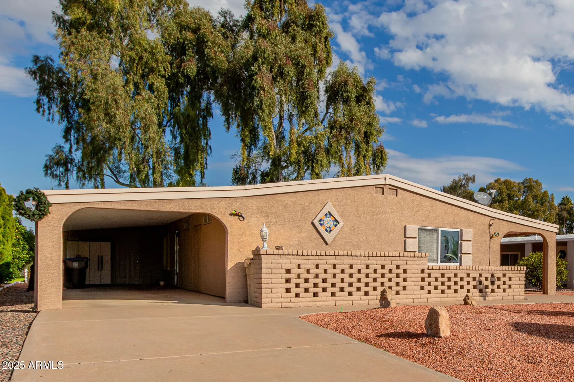 Property Slideshow image 6 of 66 | 9422 e lakeside dr, Sun Lakes, AZ, 85248