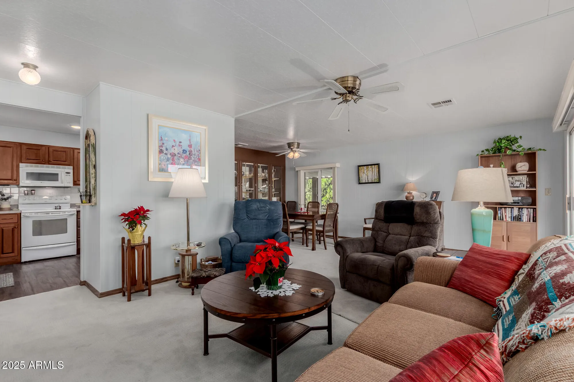 Property Slideshow image 11 of 66 | 9422 e lakeside dr, Sun Lakes, AZ, 85248
