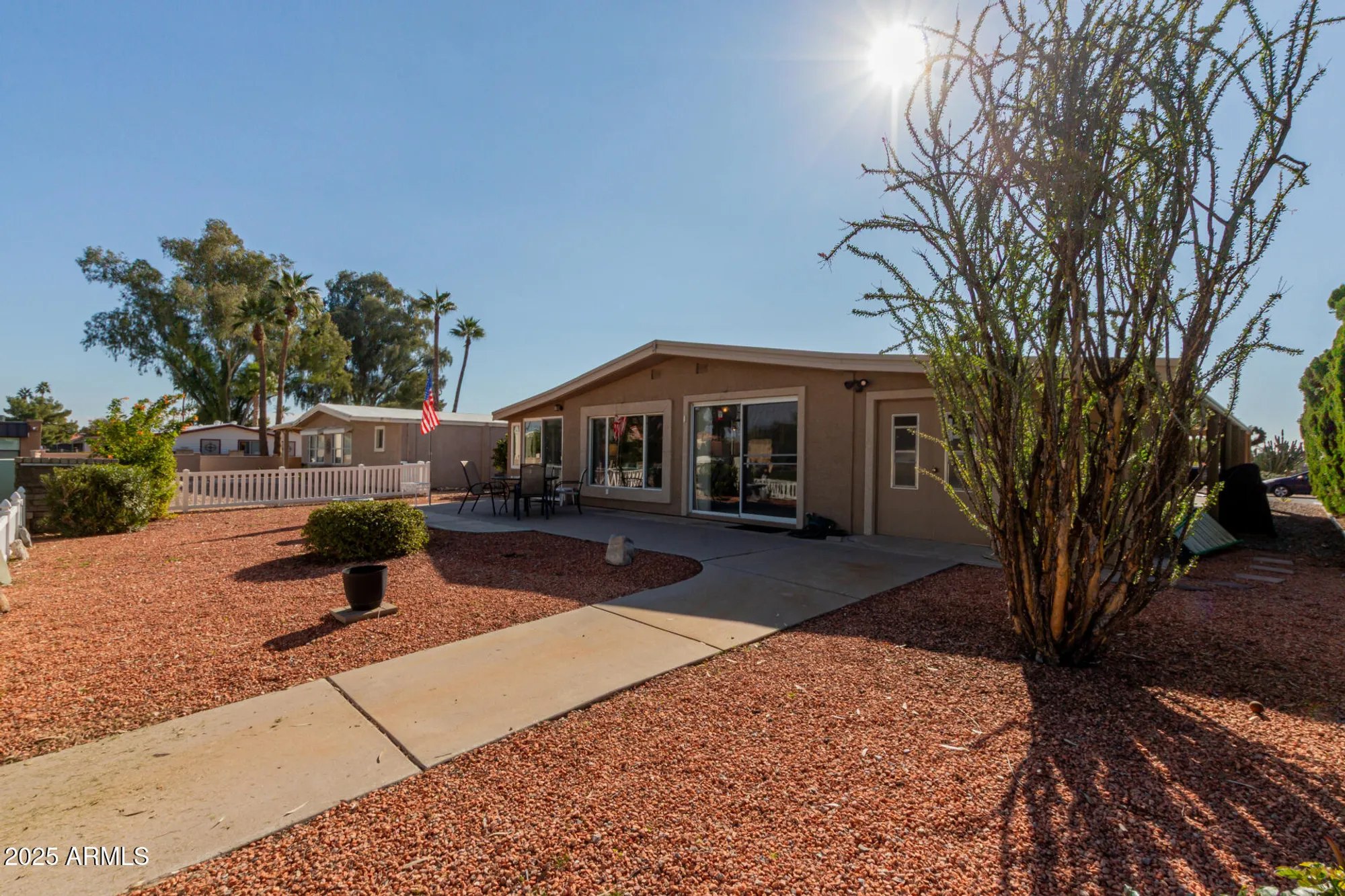 Property Slideshow image 32 of 66 | 9422 e lakeside dr, Sun Lakes, AZ, 85248