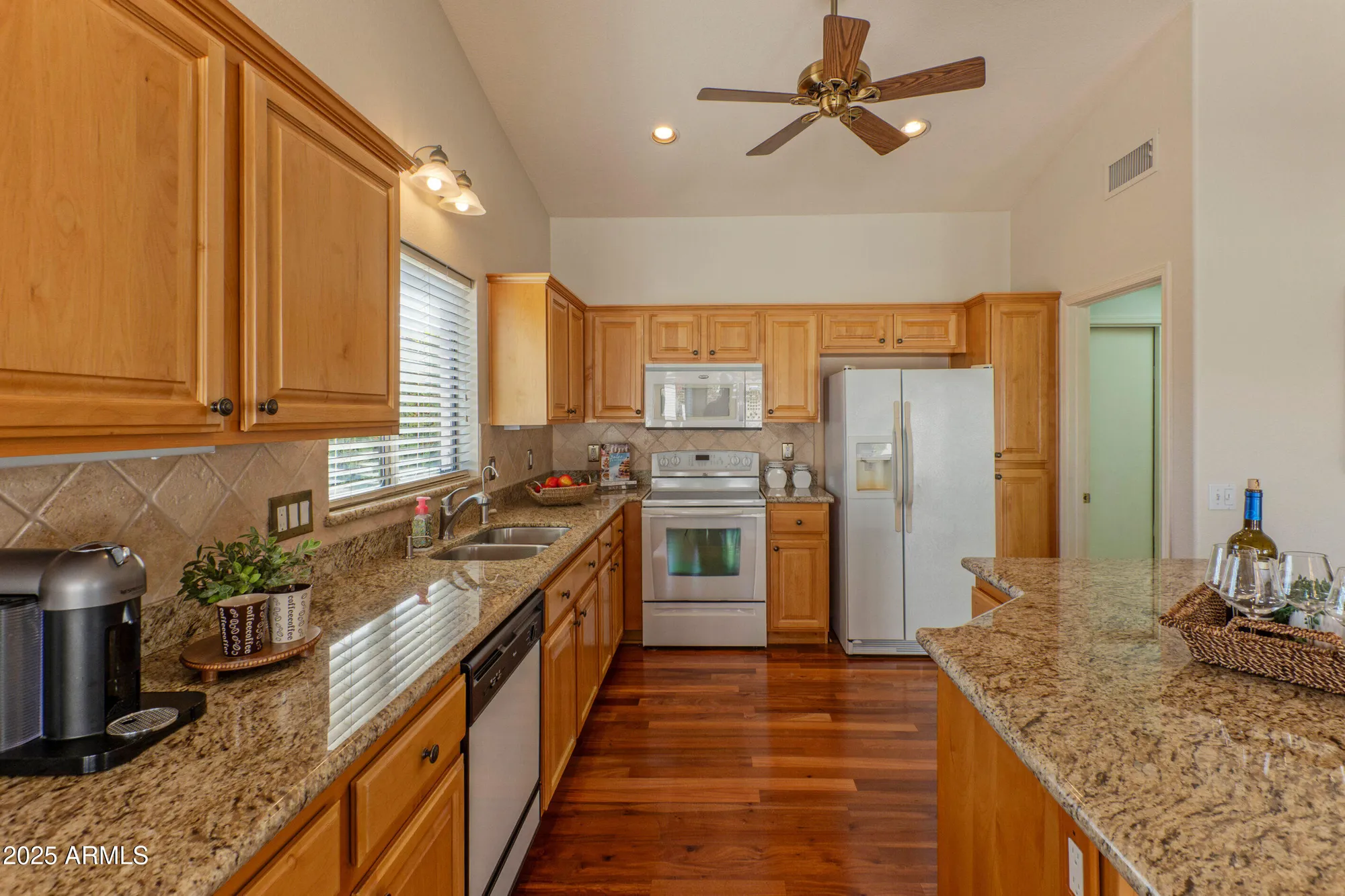 Property Slideshow image 10 of 21 | 14676 w monterey way, Goodyear, AZ, 85395