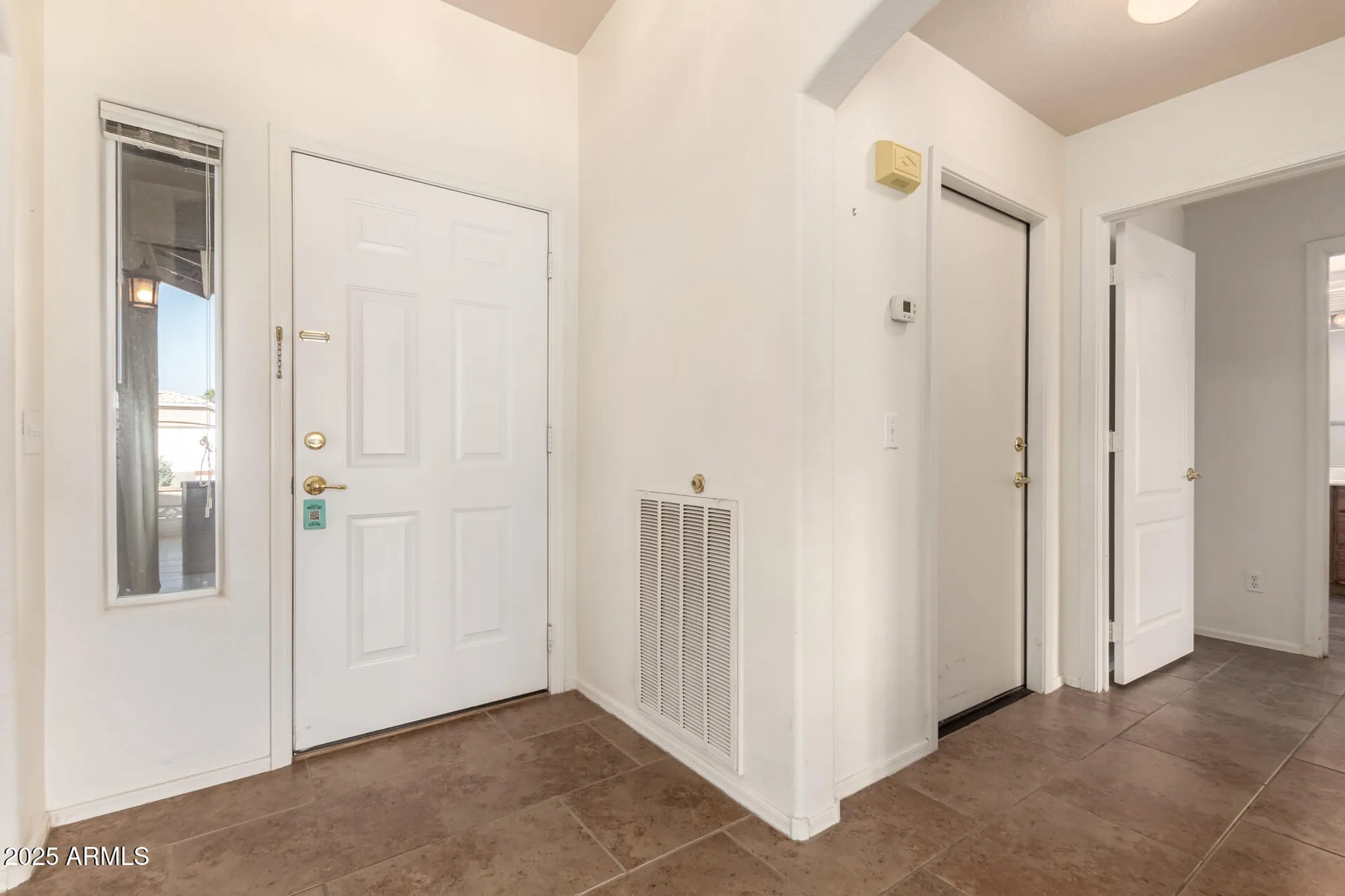 Property Slideshow image 3 of 22 | 1475 e riviera dr, Chandler, AZ, 85249