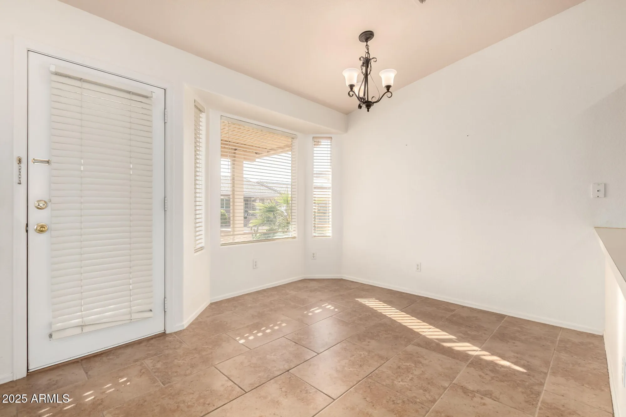 Property Slideshow image 9 of 22 | 1475 e riviera dr, Chandler, AZ, 85249