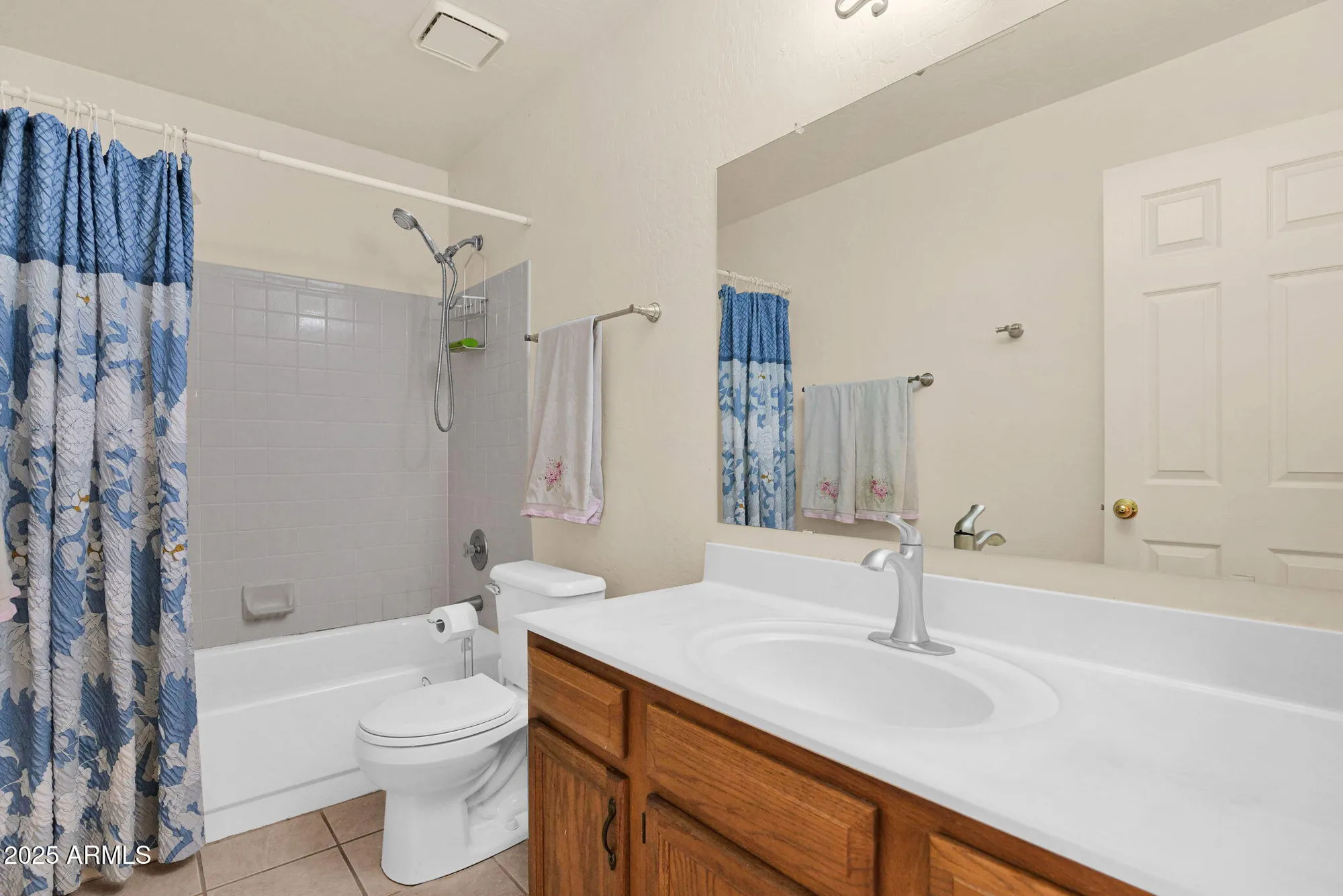 Property Slideshow image 24 of 52 | 11420 s 44th st, Phoenix, AZ, 85044