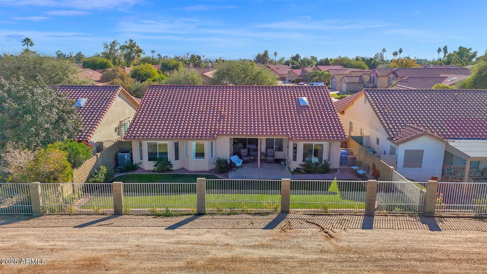 Property Slideshow image 34 of 52 | 11420 s 44th st, Phoenix, AZ, 85044