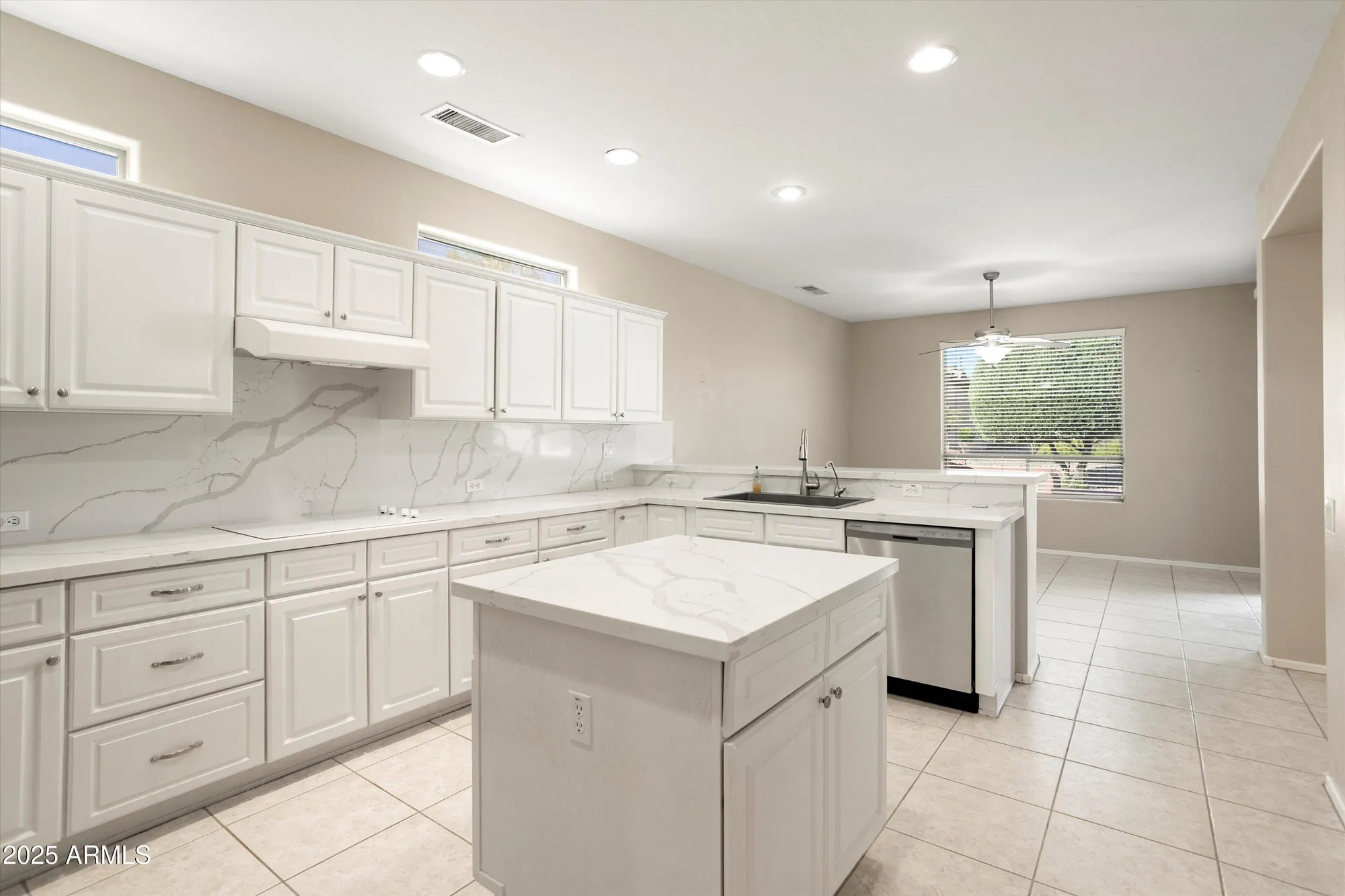 Property Slideshow image 15 of 36 | 19722 n regents park dr, Surprise, AZ, 85387