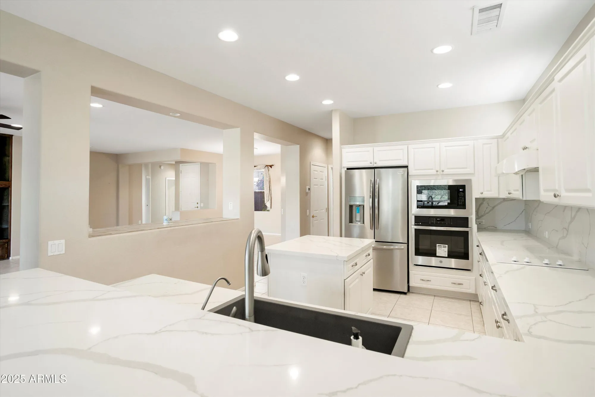 Property Slideshow image 13 of 36 | 19722 n regents park dr, Surprise, AZ, 85387