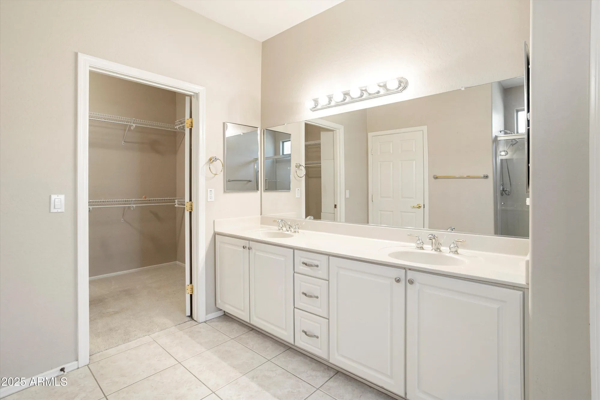 Property Slideshow image 21 of 36 | 19722 n regents park dr, Surprise, AZ, 85387