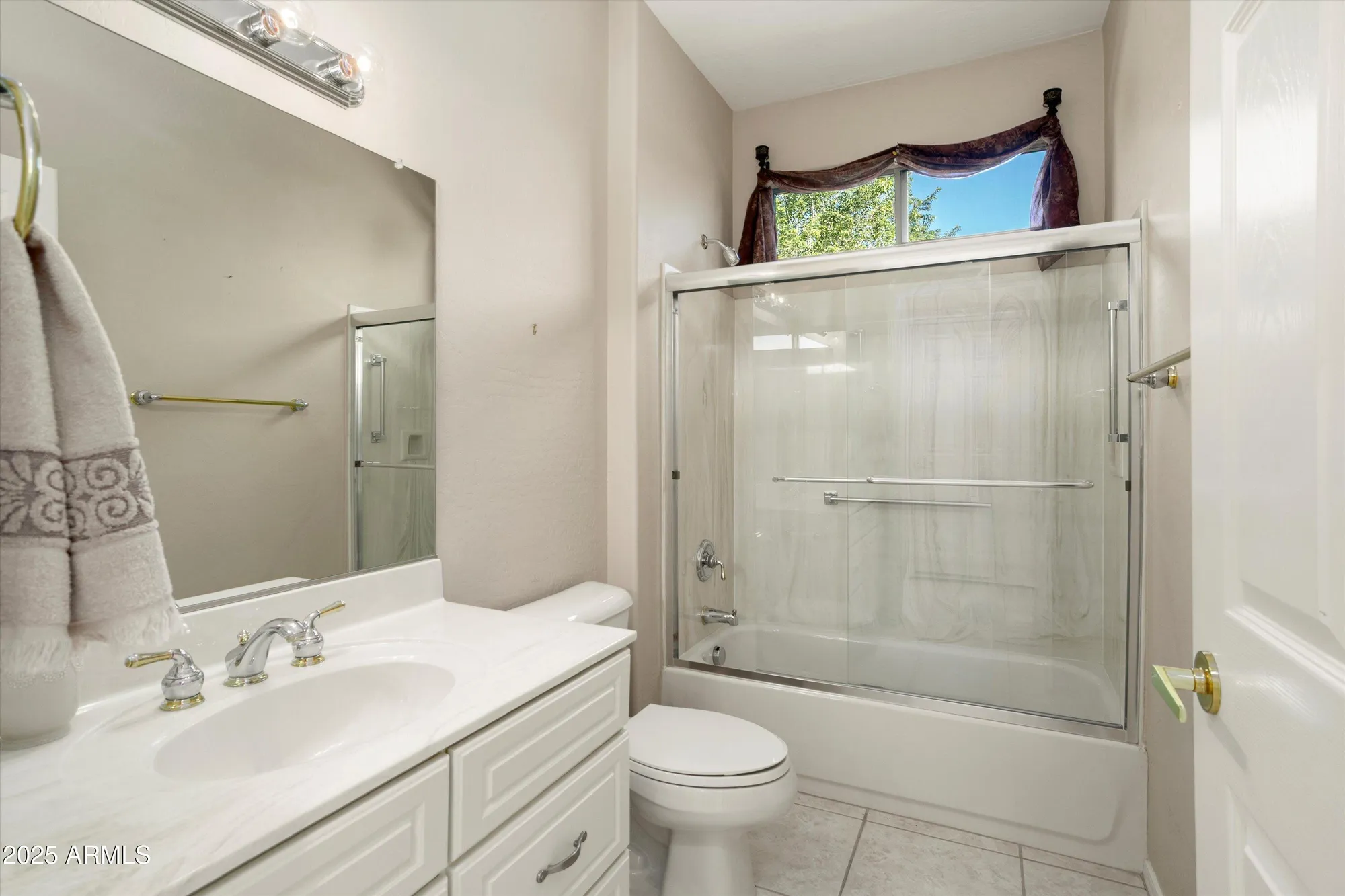 Property Slideshow image 25 of 36 | 19722 n regents park dr, Surprise, AZ, 85387