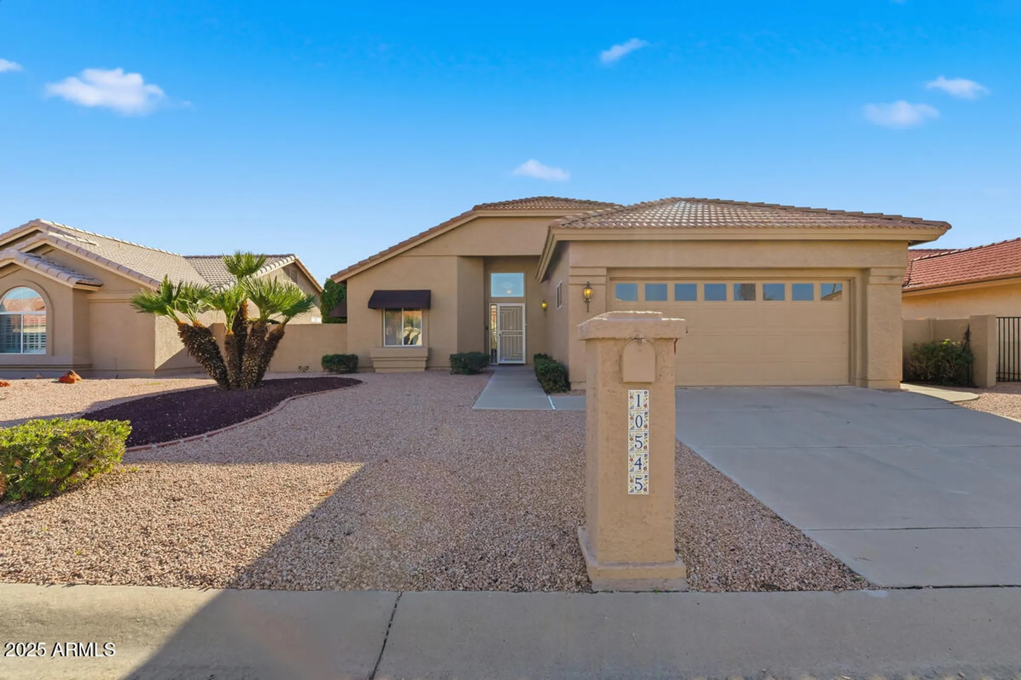 Property Slideshow image 1 of 41 | 10545 e halley dr # 28a, Sun Lakes, AZ, 85248