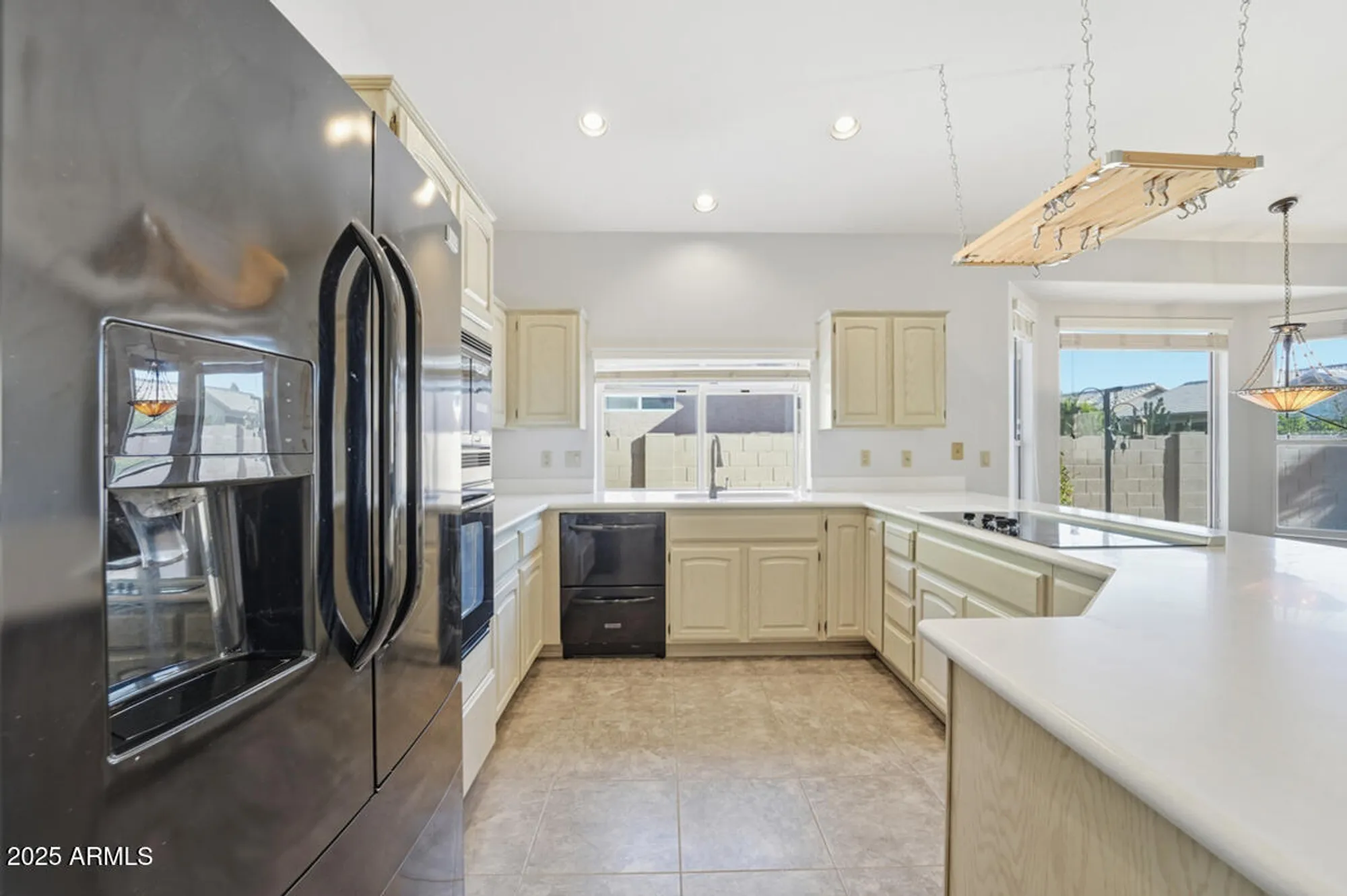 Property Slideshow image 10 of 41 | 10545 e halley dr # 28a, Sun Lakes, AZ, 85248