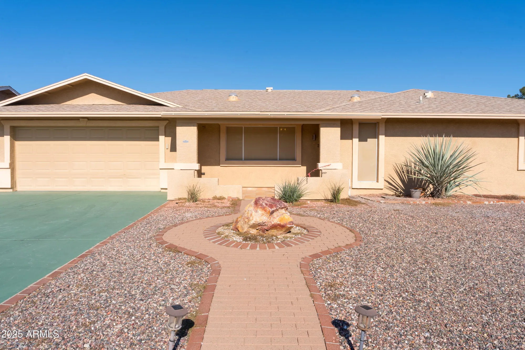 Property Slideshow image 1 of 28 | 9714 w augusta dr, Sun City, AZ, 85351