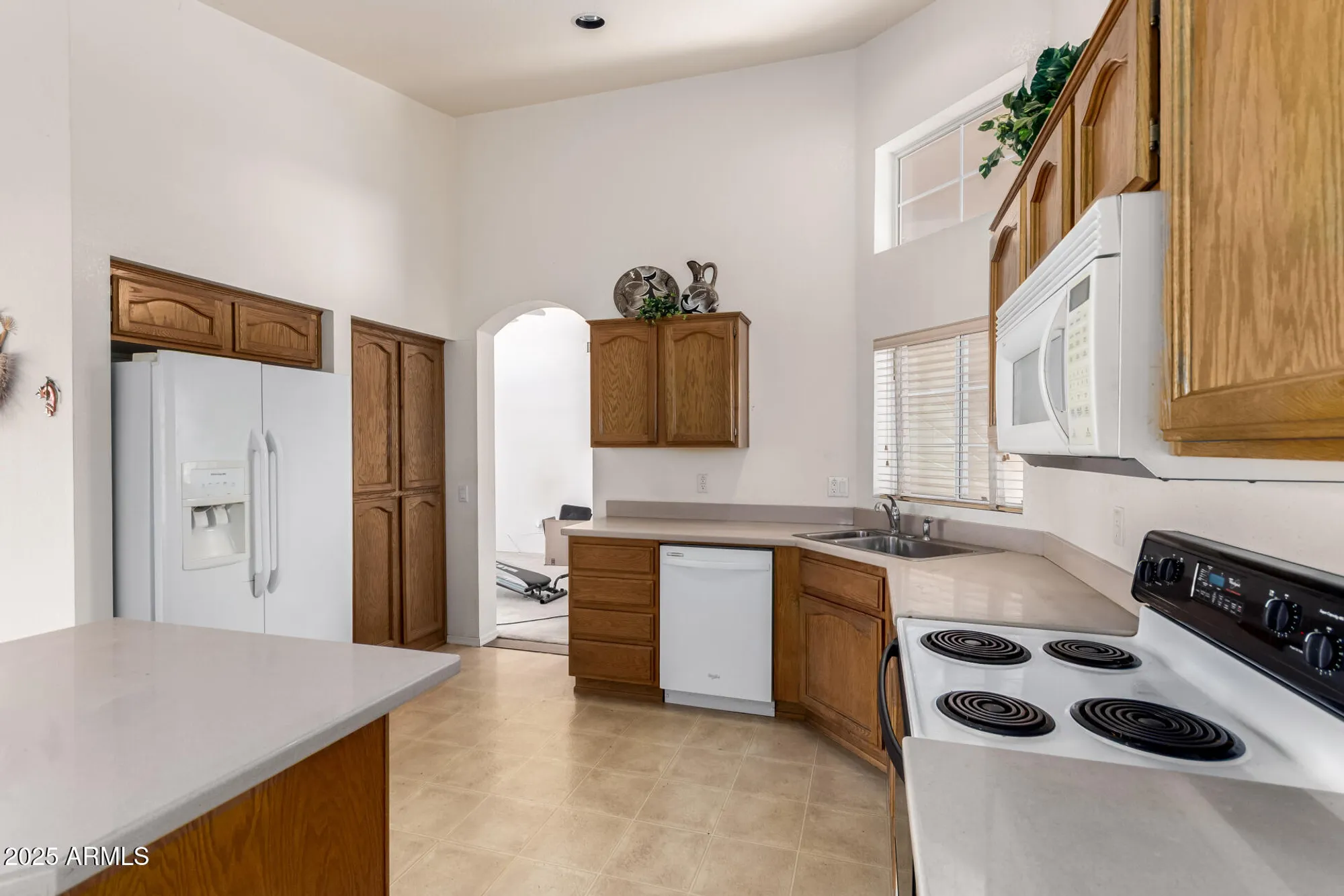 Property Slideshow image 13 of 30 | 14806 w verde ln, Goodyear, AZ, 85395
