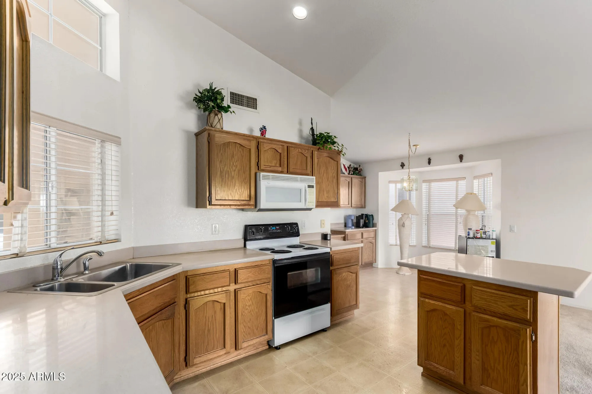 Property Slideshow image 14 of 30 | 14806 w verde ln, Goodyear, AZ, 85395