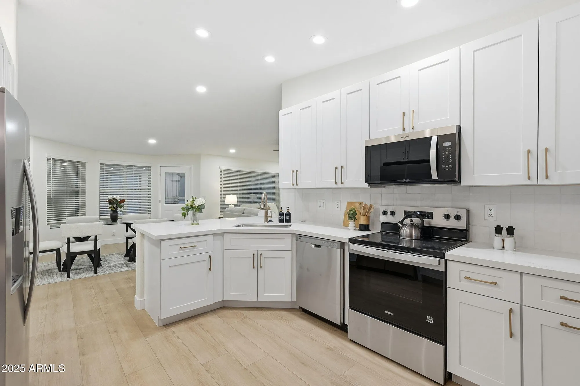 Property Slideshow image 9 of 22 | 11526 e mendoza ave, Mesa, AZ, 85209