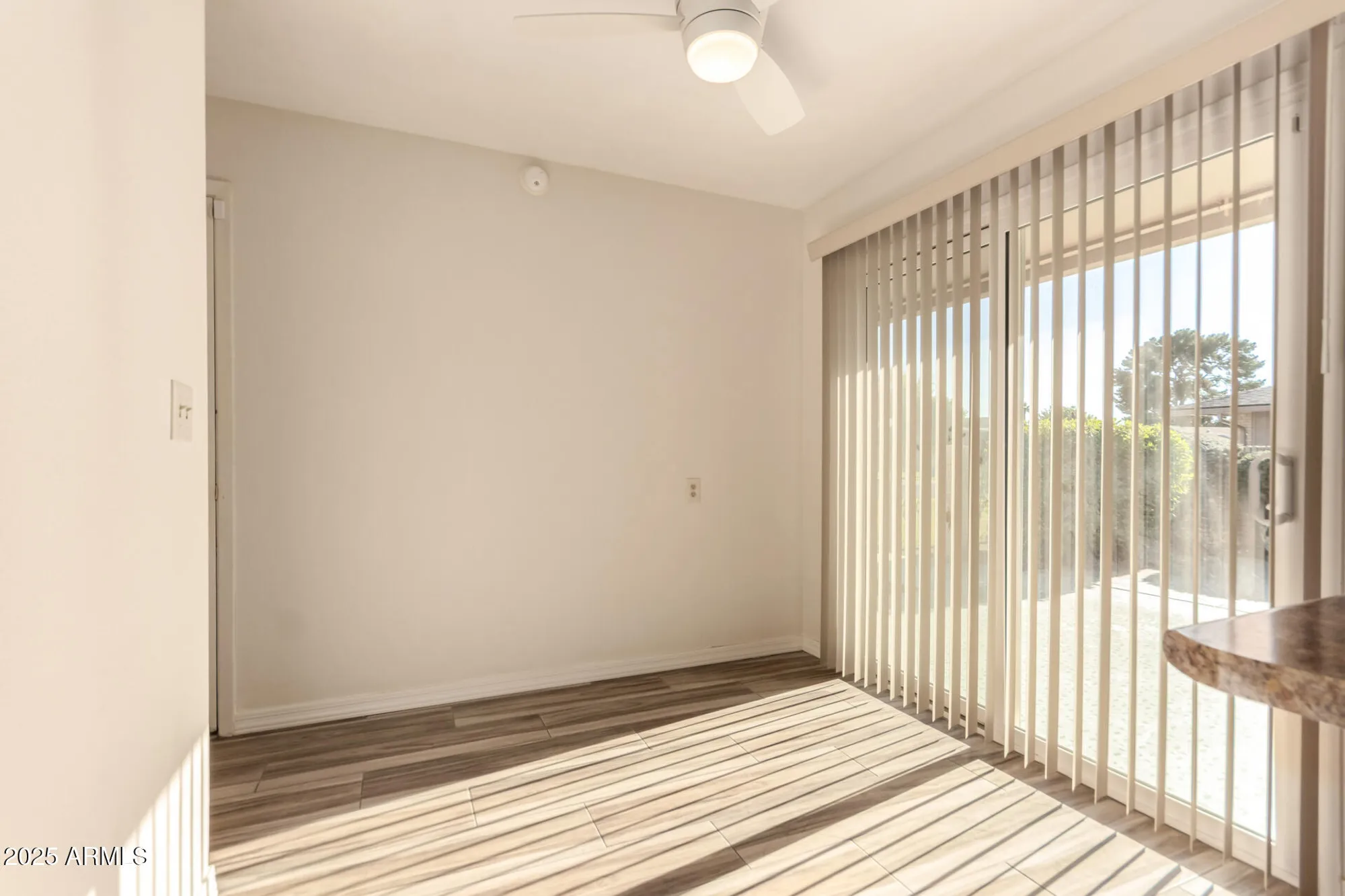 Property Slideshow image 14 of 32 | 10427 w roundelay cir, Sun City, AZ, 85351