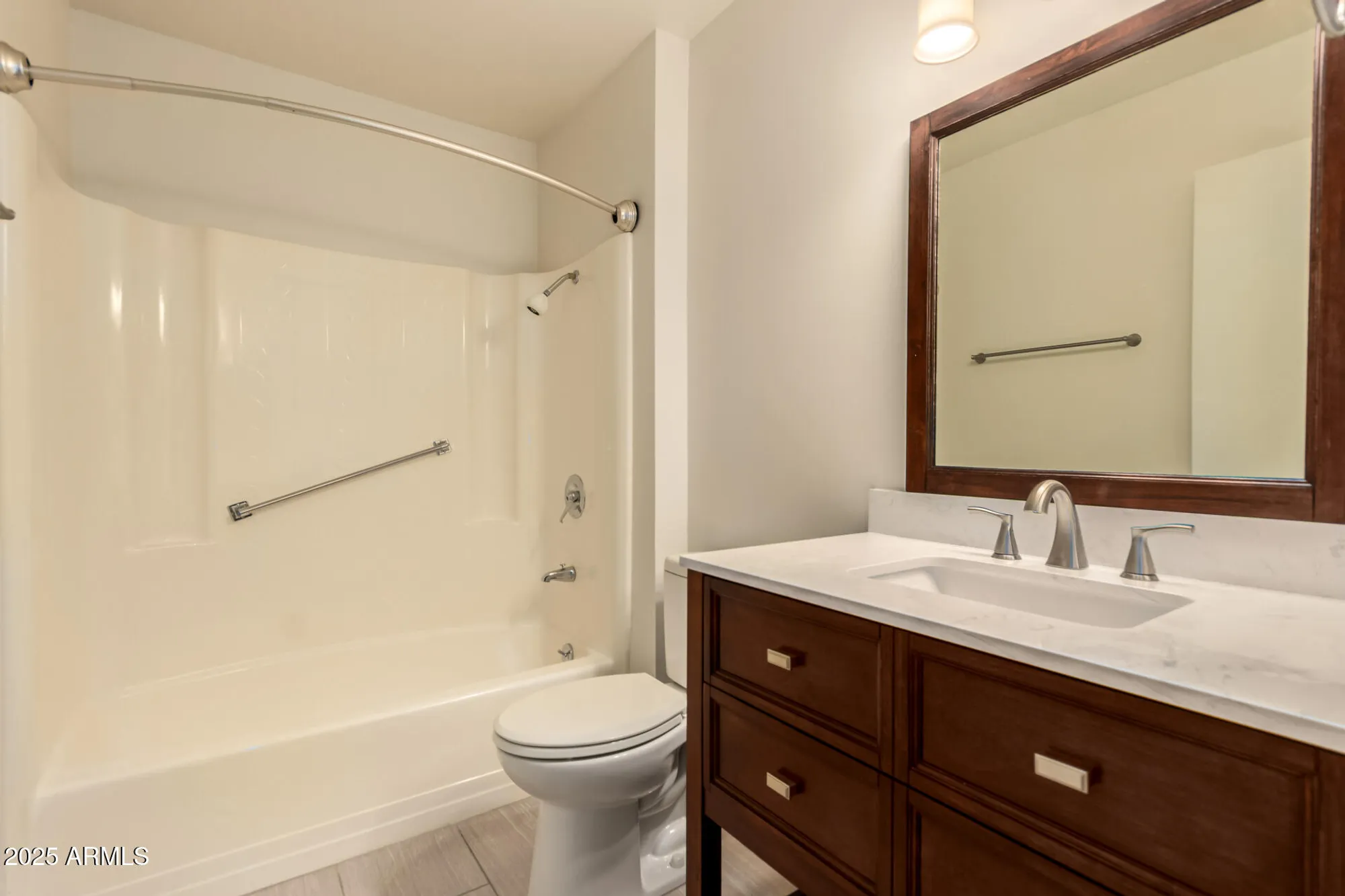 Property Slideshow image 26 of 32 | 10427 w roundelay cir, Sun City, AZ, 85351