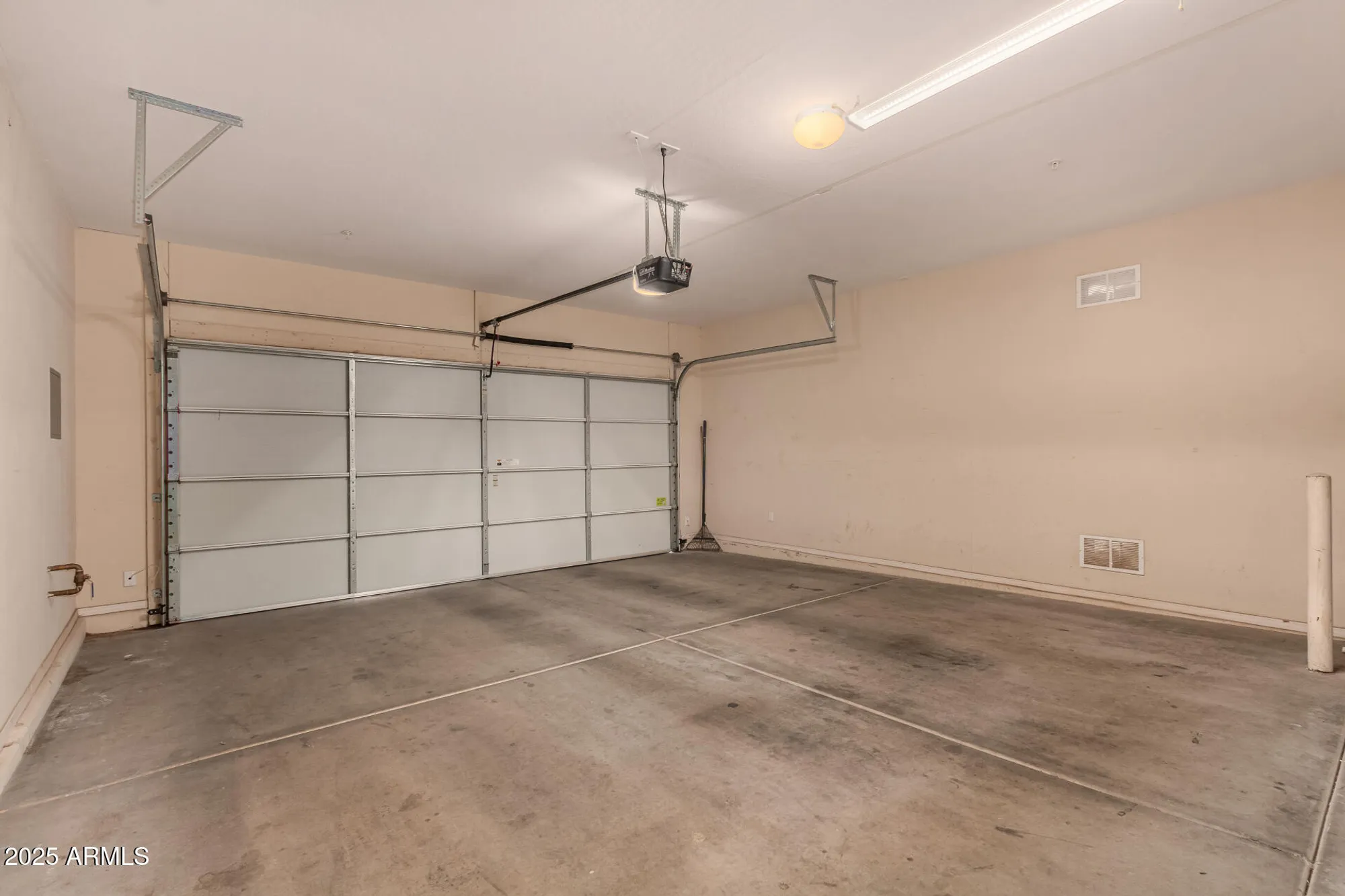 Property Slideshow image 27 of 38 | 1873 w owens way, Anthem, AZ, 85086