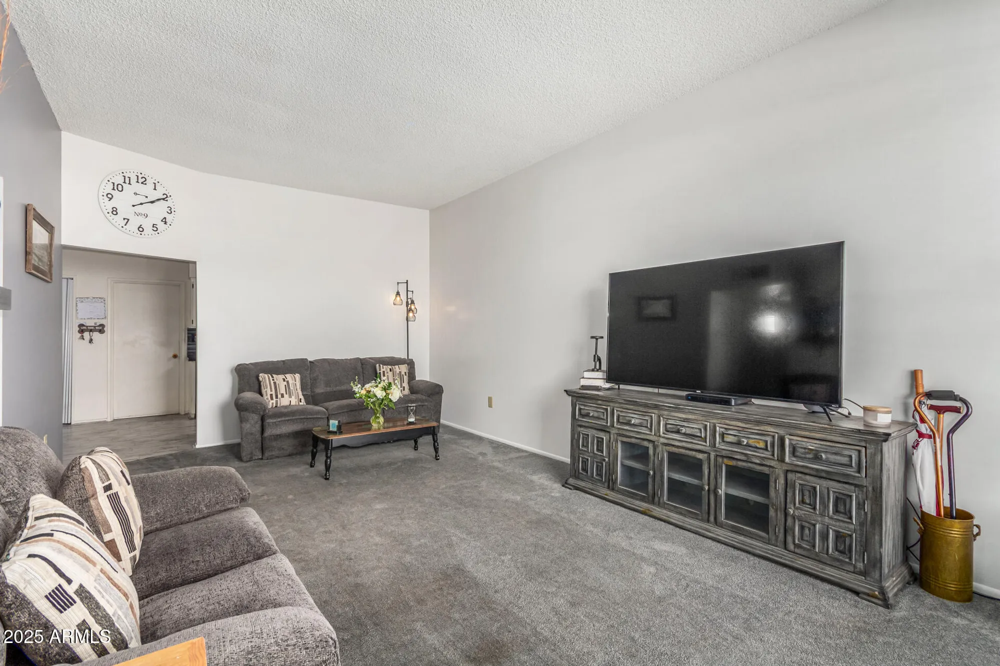 Property Slideshow image 8 of 35 | 10161 w thunderbird blvd, Sun City, AZ, 85351