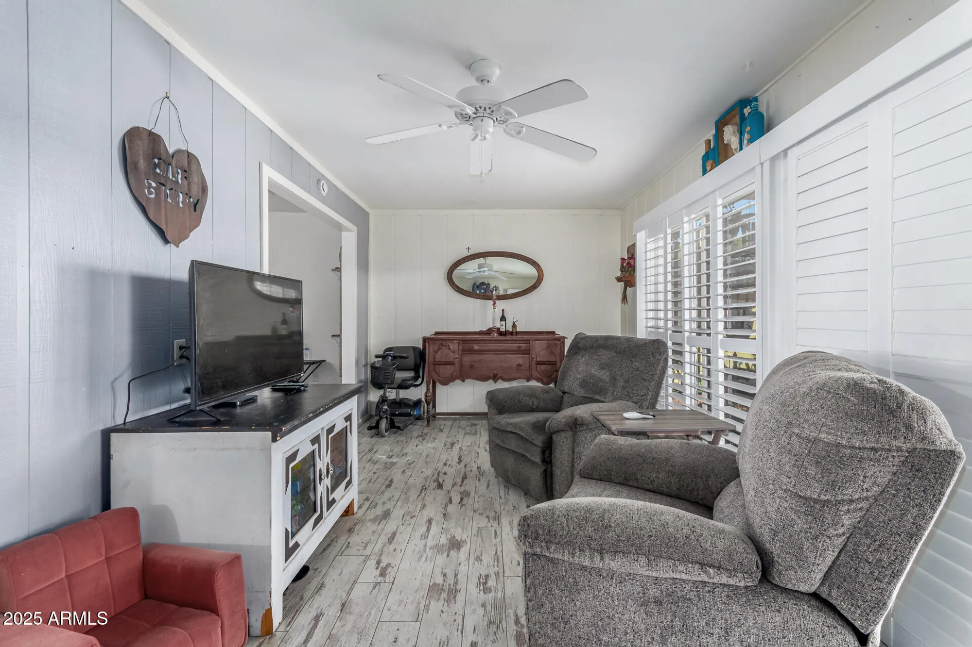 Property Slideshow image 21 of 35 | 10161 w thunderbird blvd, Sun City, AZ, 85351