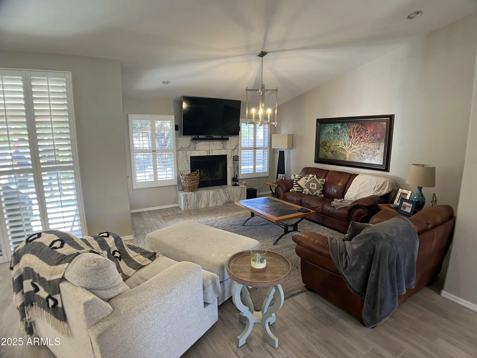 Property Slideshow image 9 of 25 | 9421 w chino dr, Peoria, AZ, 85382