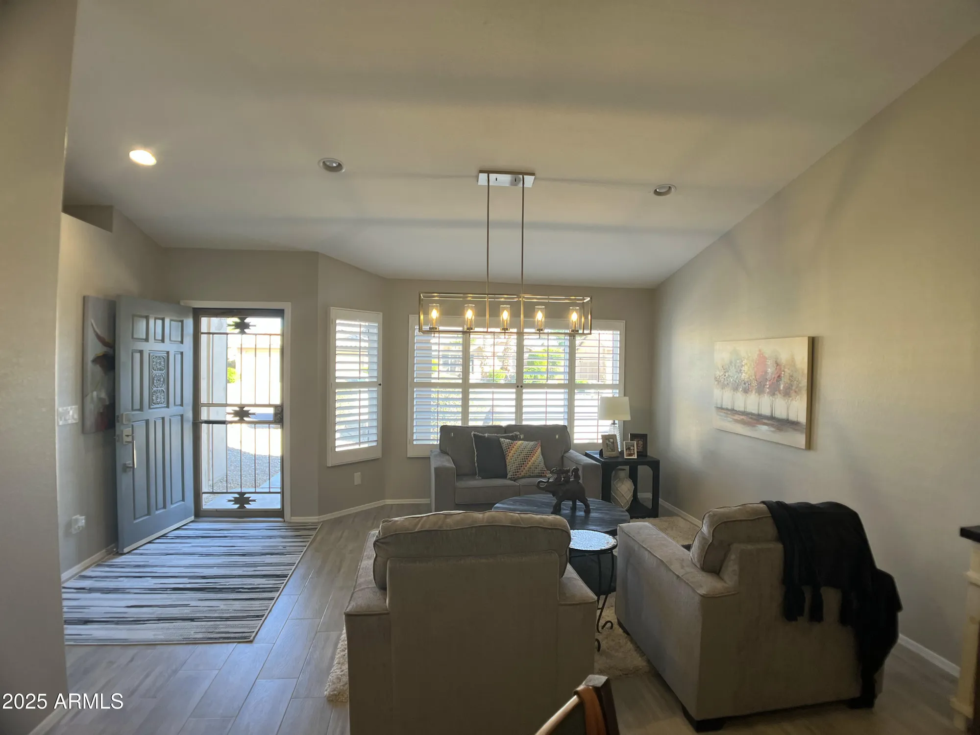 Property Slideshow image 4 of 25 | 9421 w chino dr, Peoria, AZ, 85382