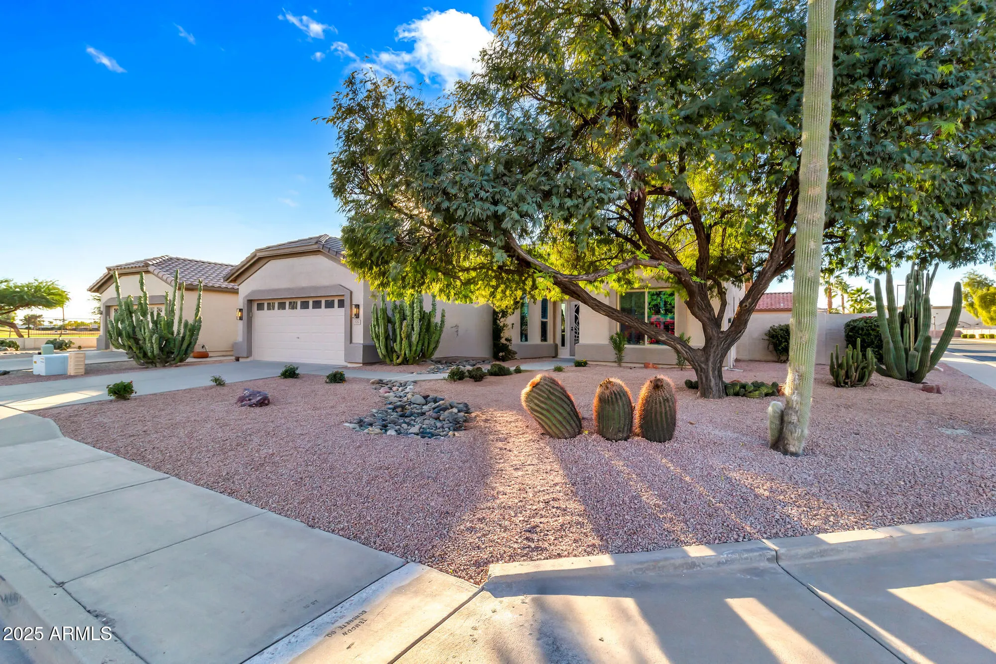 Property Slideshow image 5 of 49 | 6082 s bedford pl, Chandler, AZ, 85249