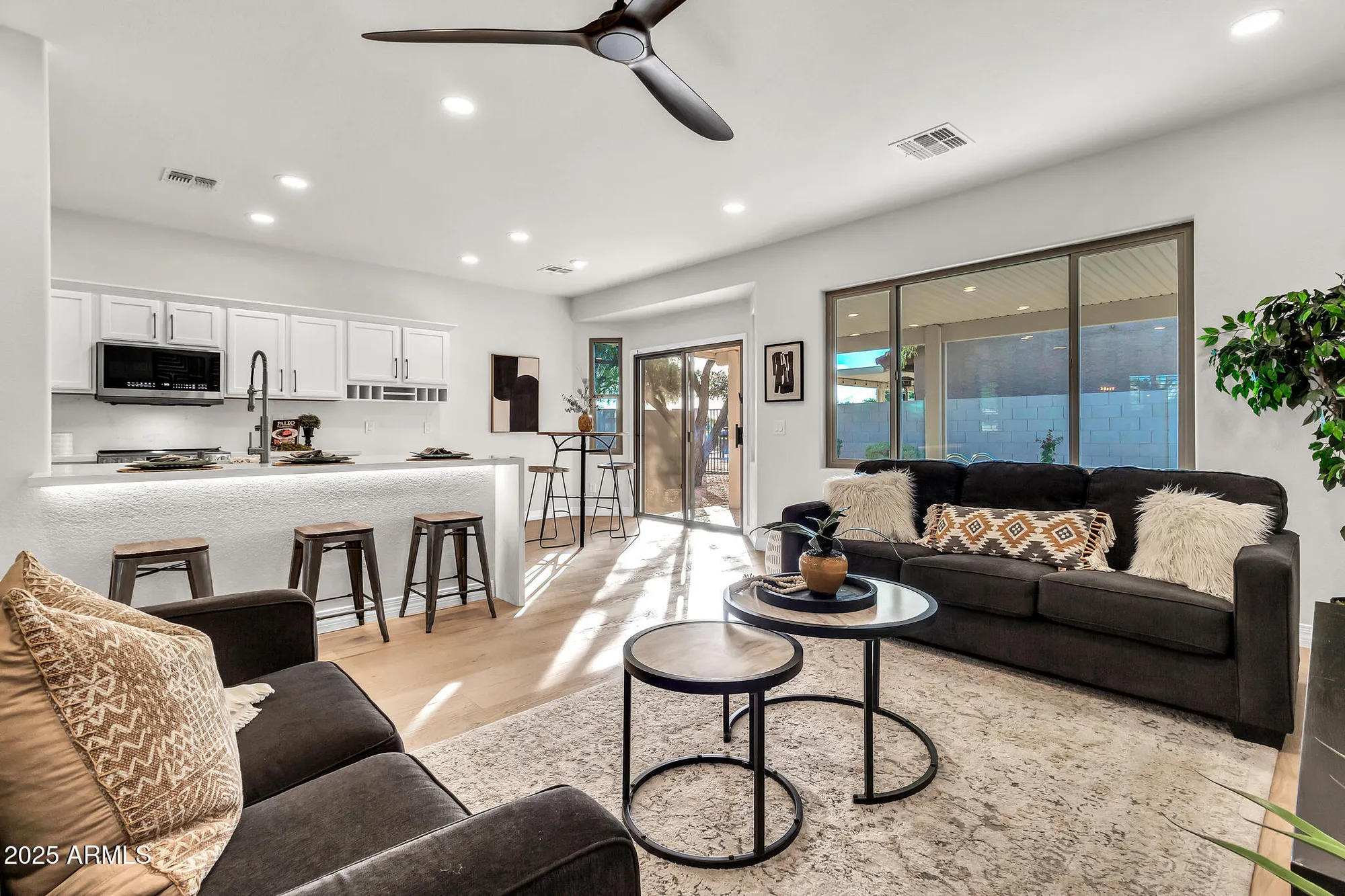 Property Slideshow image 9 of 49 | 6082 s bedford pl, Chandler, AZ, 85249