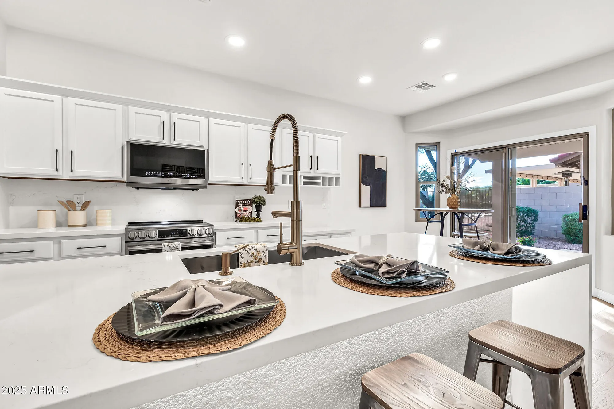 Property Slideshow image 19 of 49 | 6082 s bedford pl, Chandler, AZ, 85249