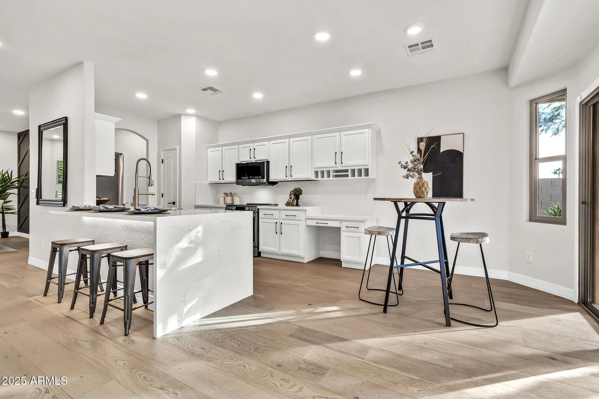 Property Slideshow image 20 of 49 | 6082 s bedford pl, Chandler, AZ, 85249