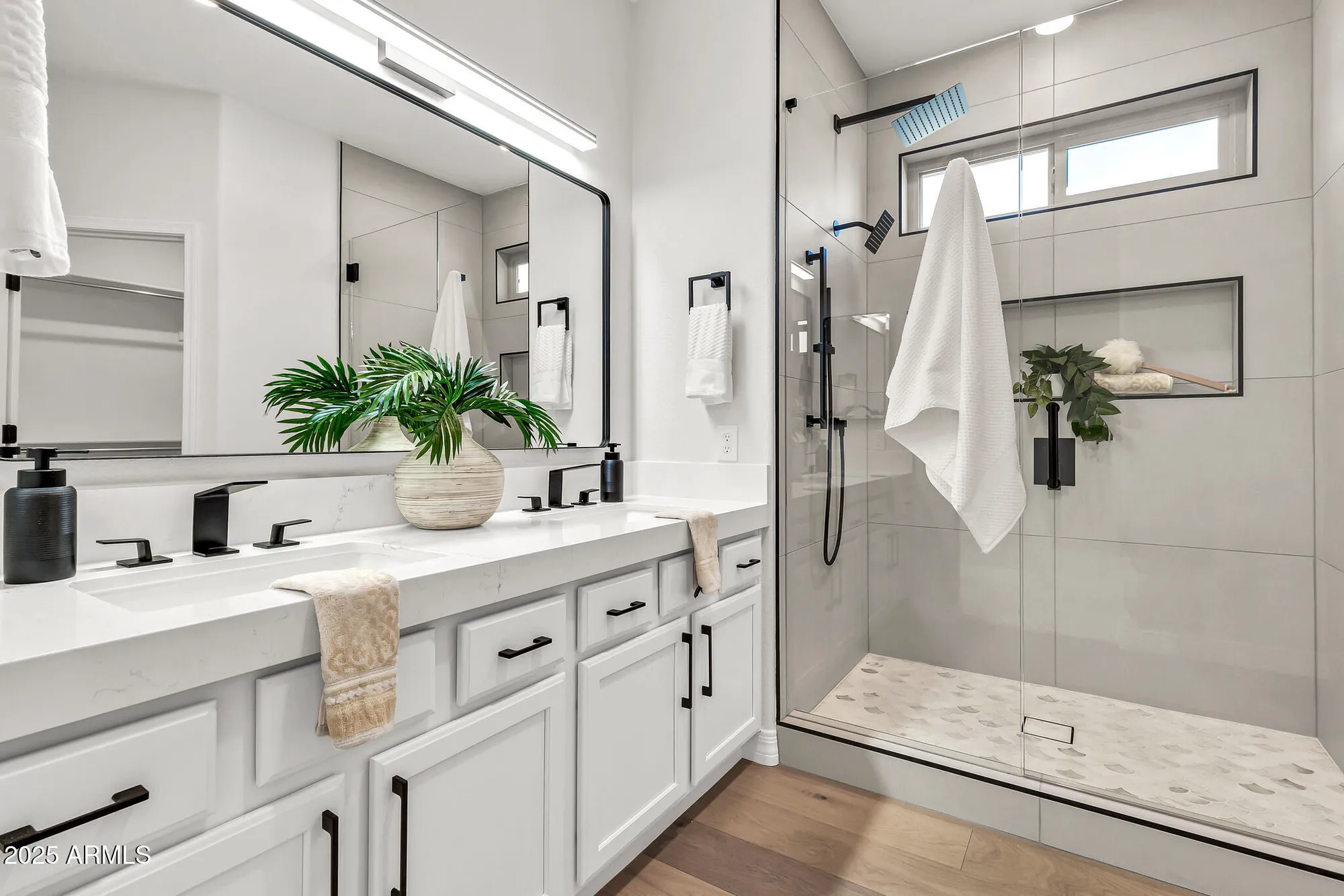 Property Slideshow image 28 of 49 | 6082 s bedford pl, Chandler, AZ, 85249