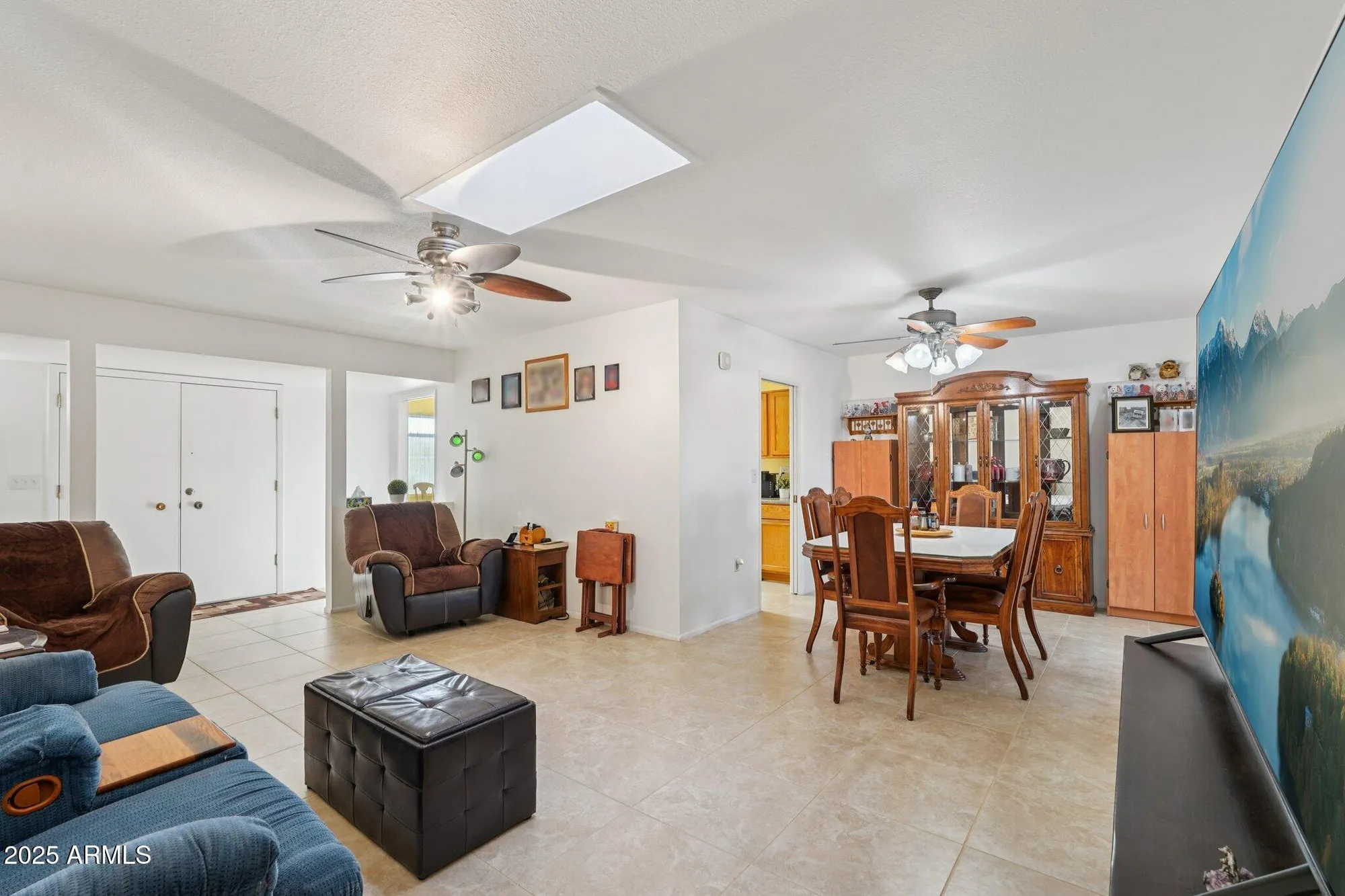 Property Slideshow image 7 of 42 | 11165 w cameo dr, Sun City, AZ, 85351