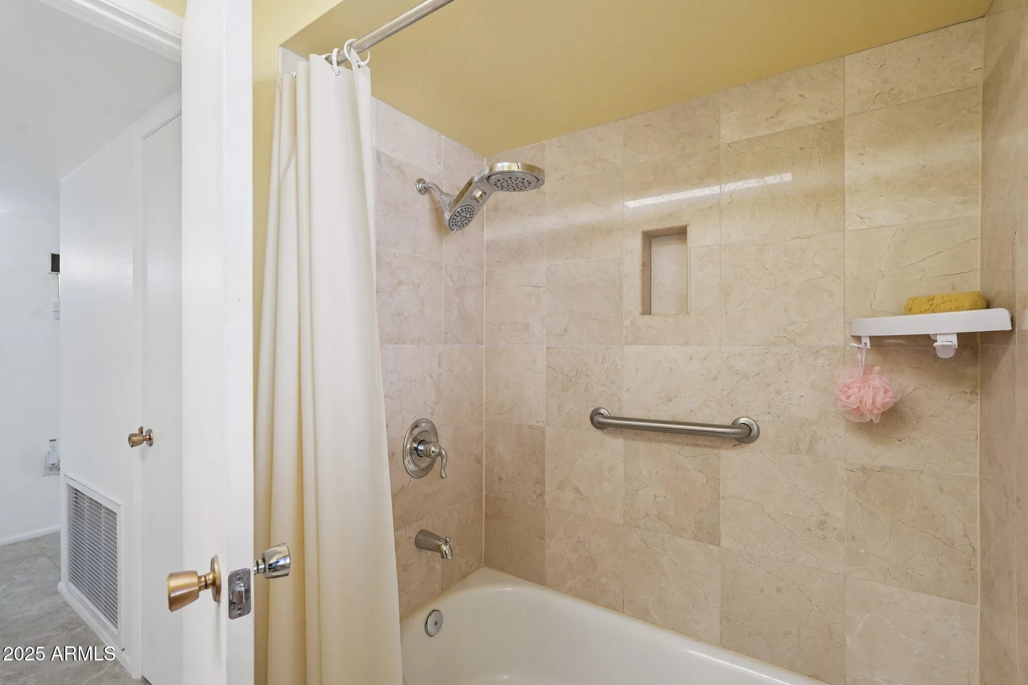 Property Slideshow image 23 of 42 | 11165 w cameo dr, Sun City, AZ, 85351