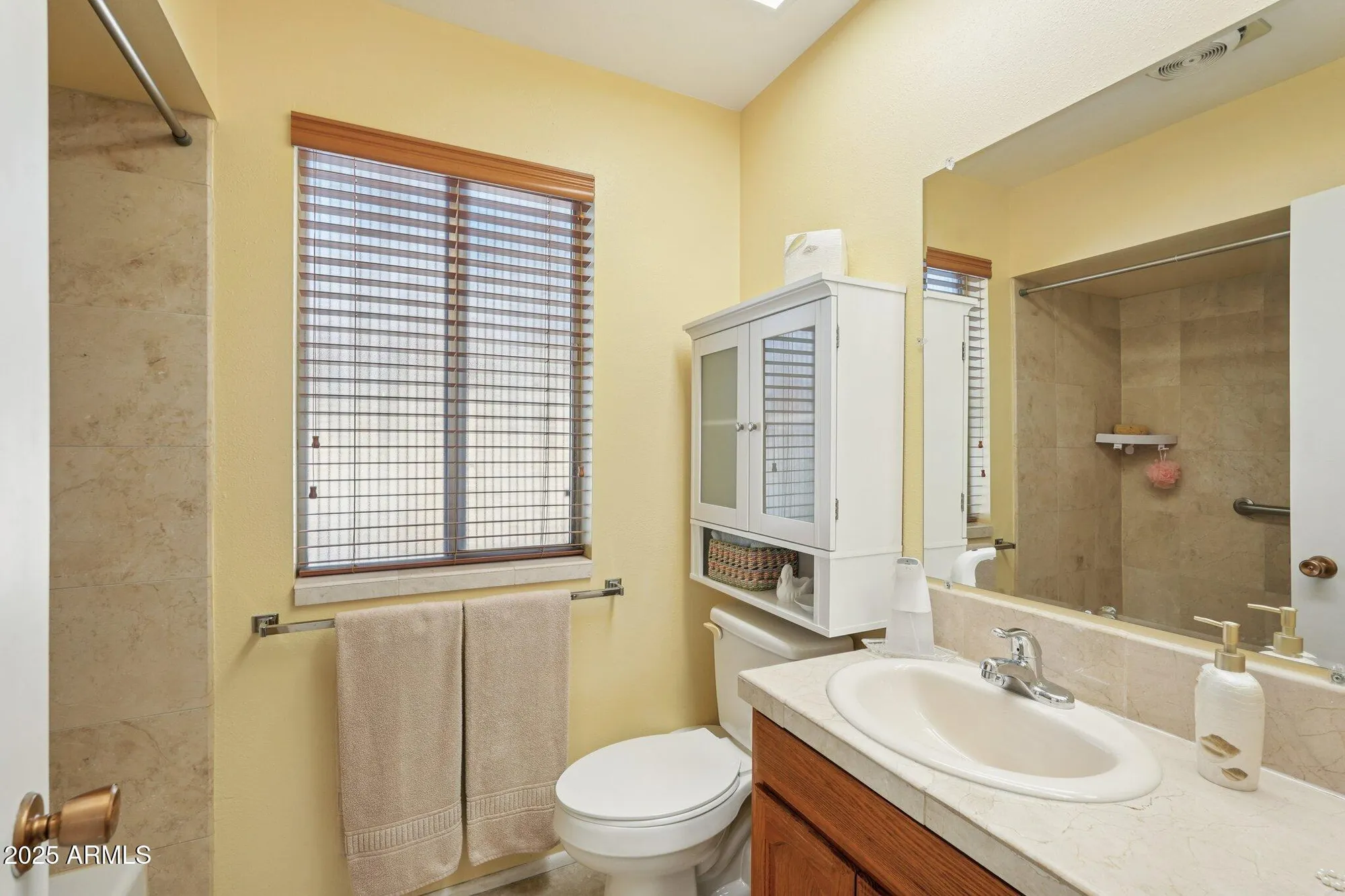 Property Slideshow image 22 of 42 | 11165 w cameo dr, Sun City, AZ, 85351