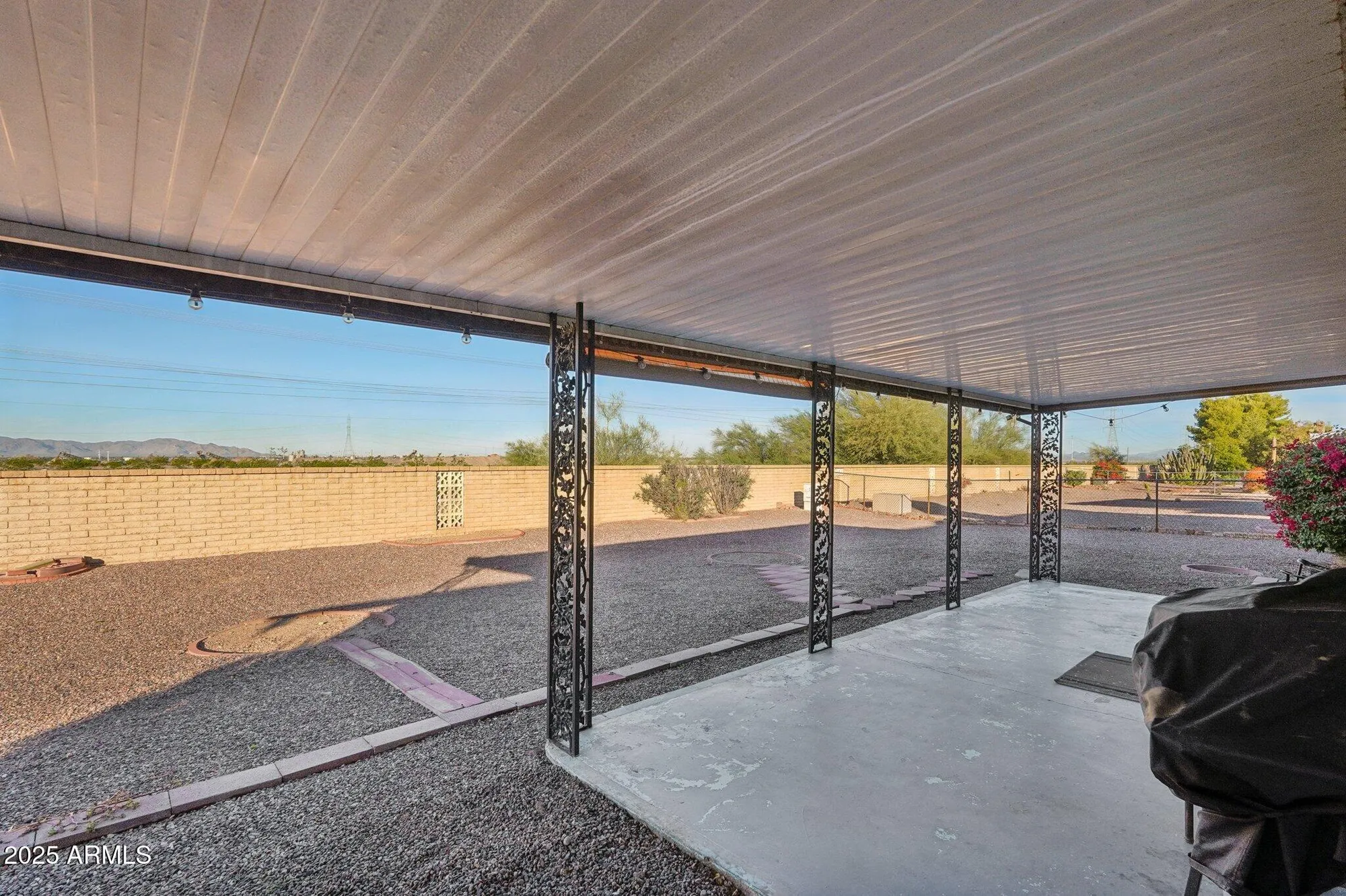 Property Slideshow image 31 of 42 | 11165 w cameo dr, Sun City, AZ, 85351