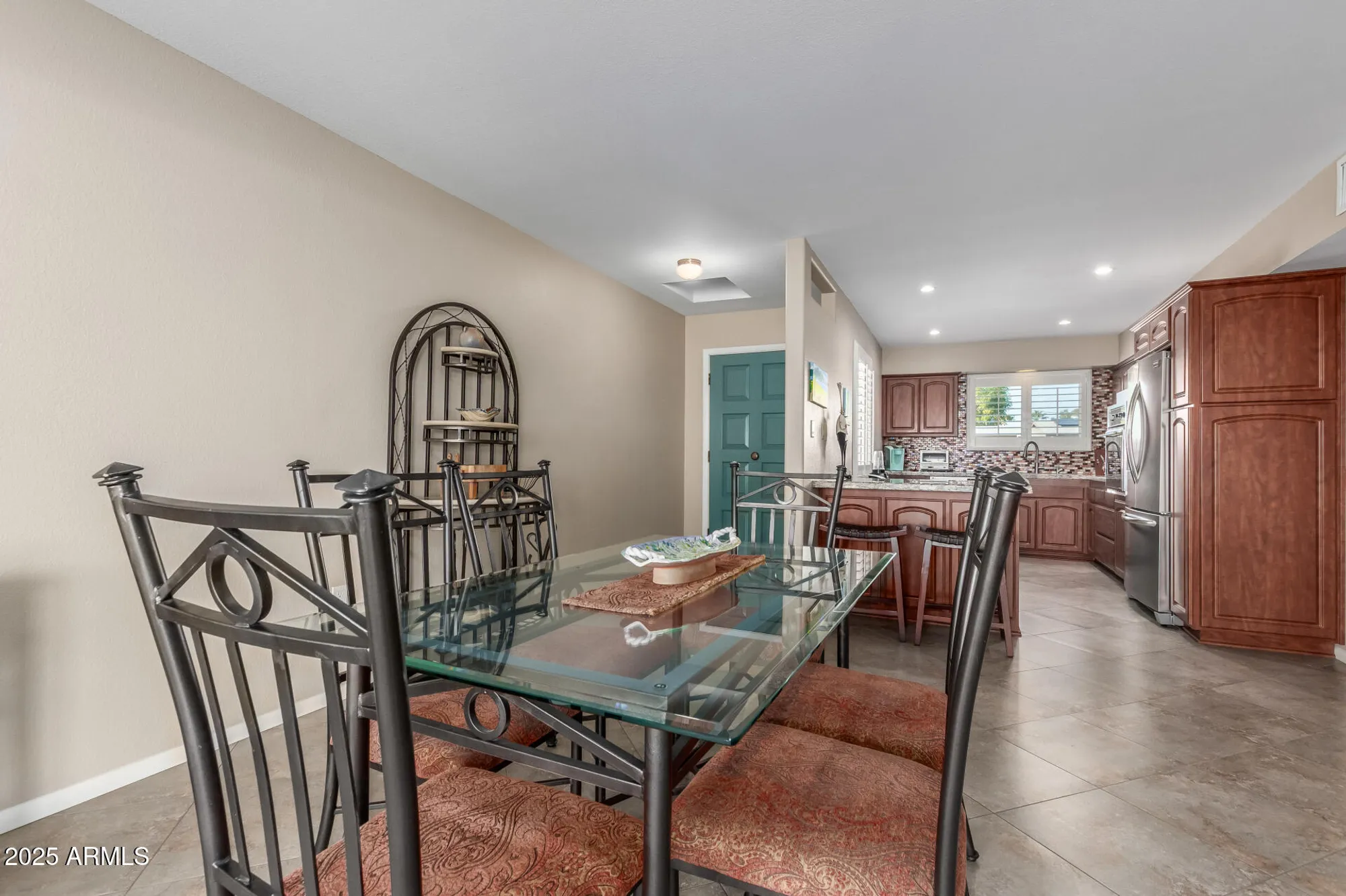 Property Slideshow image 7 of 45 | 10027 w lakeview cir, Sun City, AZ, 85351