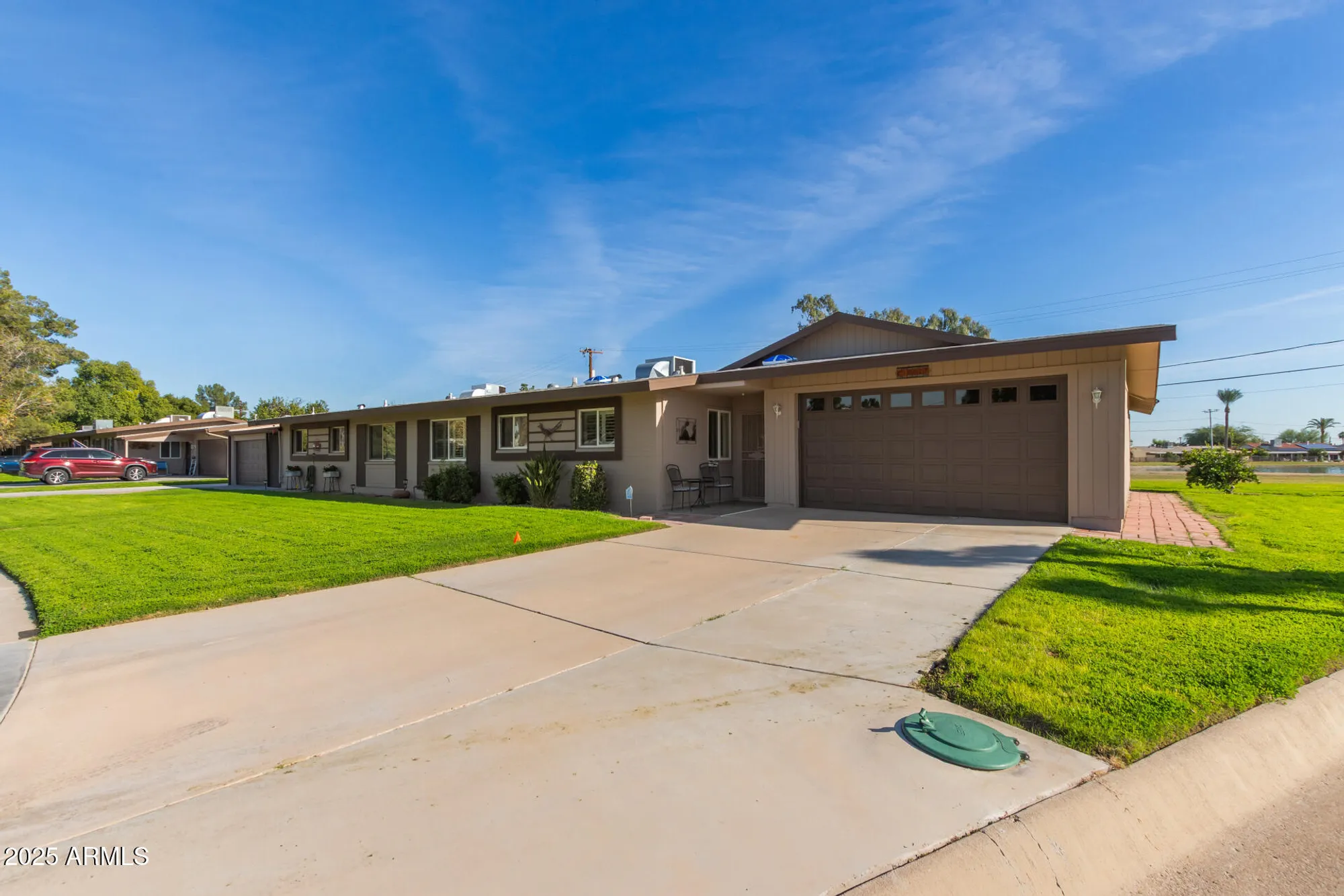 Property Slideshow image 3 of 45 | 10027 w lakeview cir, Sun City, AZ, 85351