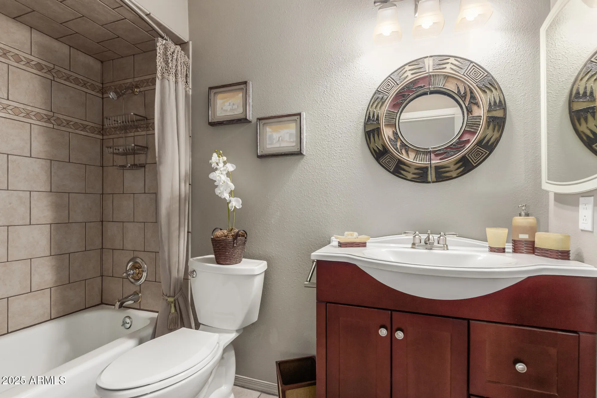 Property Slideshow image 19 of 45 | 10027 w lakeview cir, Sun City, AZ, 85351