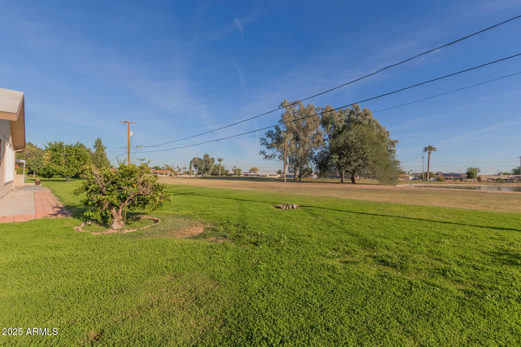 Property Slideshow image 27 of 45 | 10027 w lakeview cir, Sun City, AZ, 85351