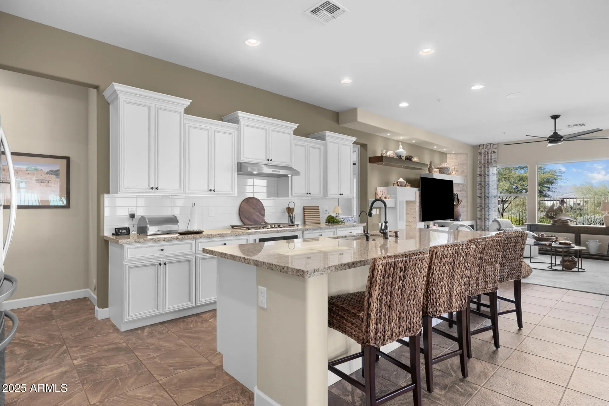 Property Slideshow image 14 of 75 | 17946 e cindercone rd, Rio Verde, AZ, 85263