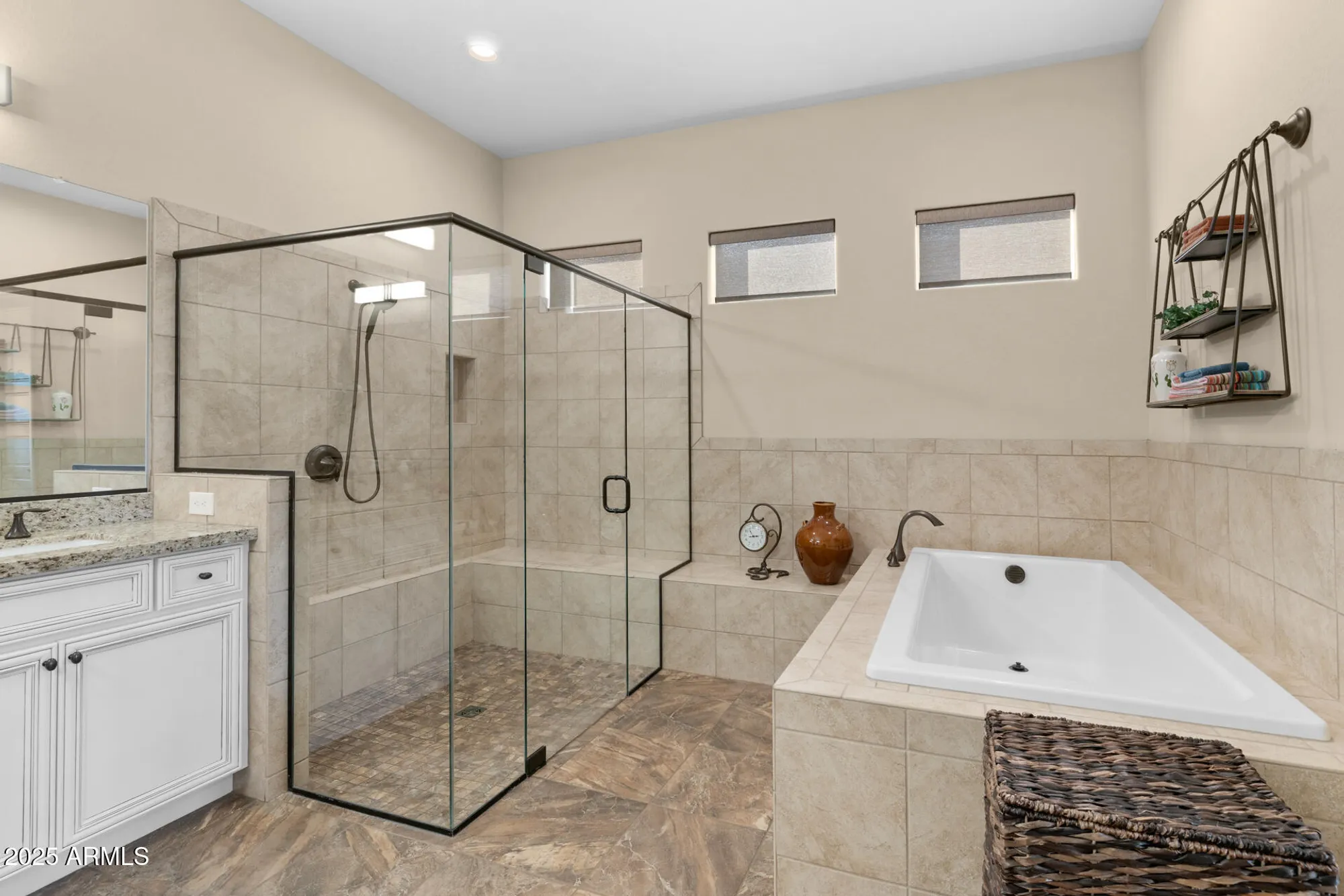 Property Slideshow image 21 of 75 | 17946 e cindercone rd, Rio Verde, AZ, 85263