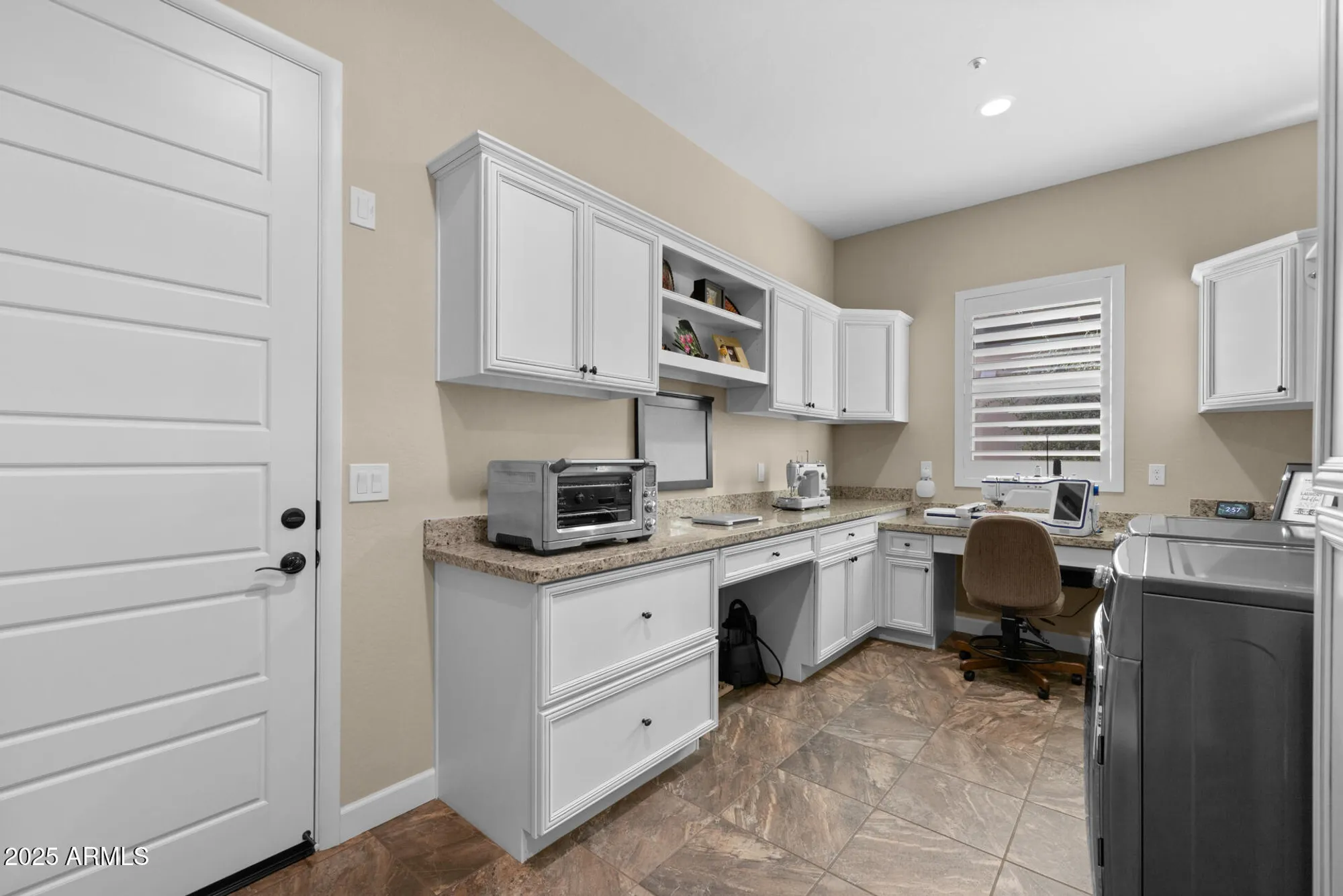 Property Slideshow image 31 of 75 | 17946 e cindercone rd, Rio Verde, AZ, 85263