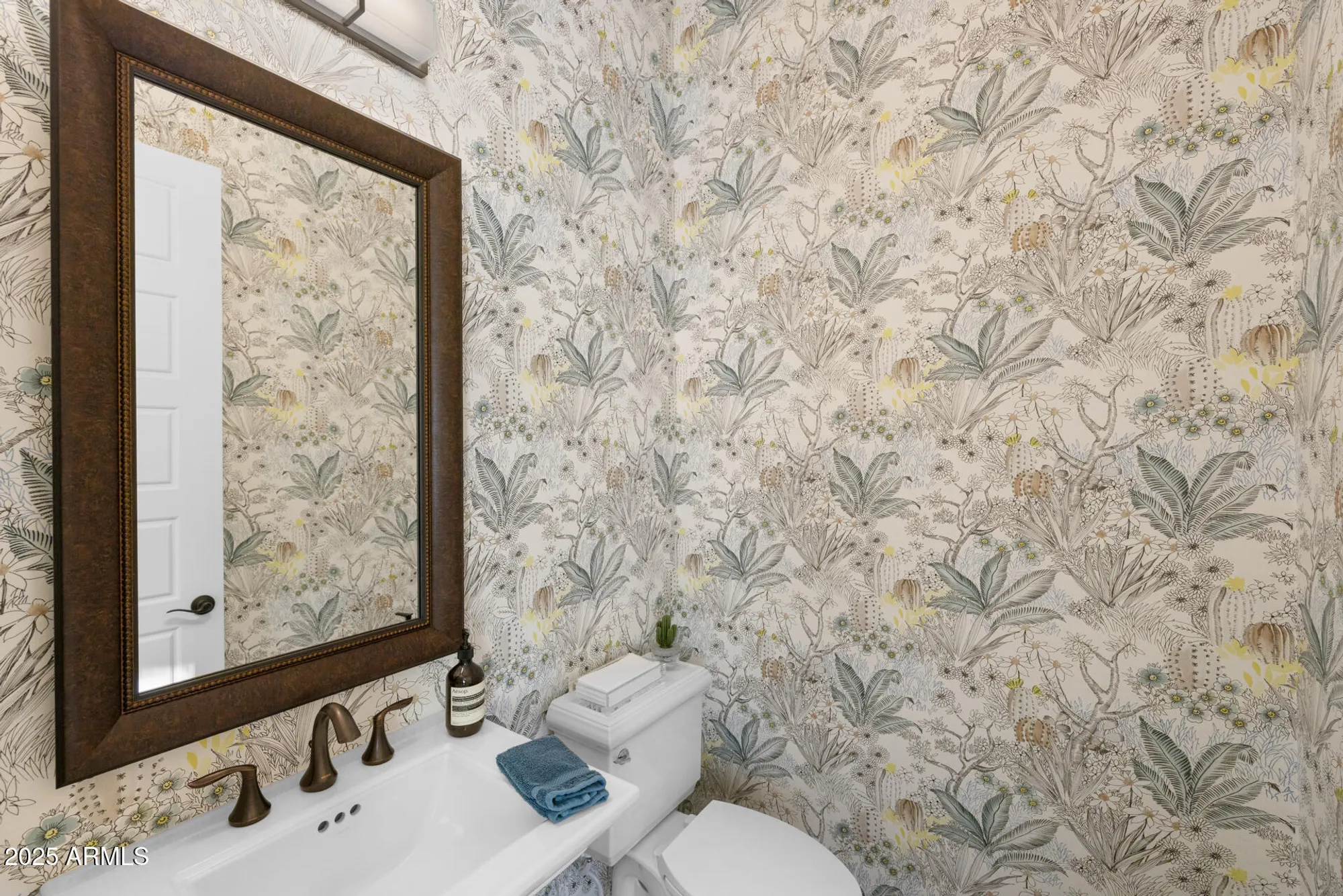 Property Slideshow image 34 of 75 | 17946 e cindercone rd, Rio Verde, AZ, 85263