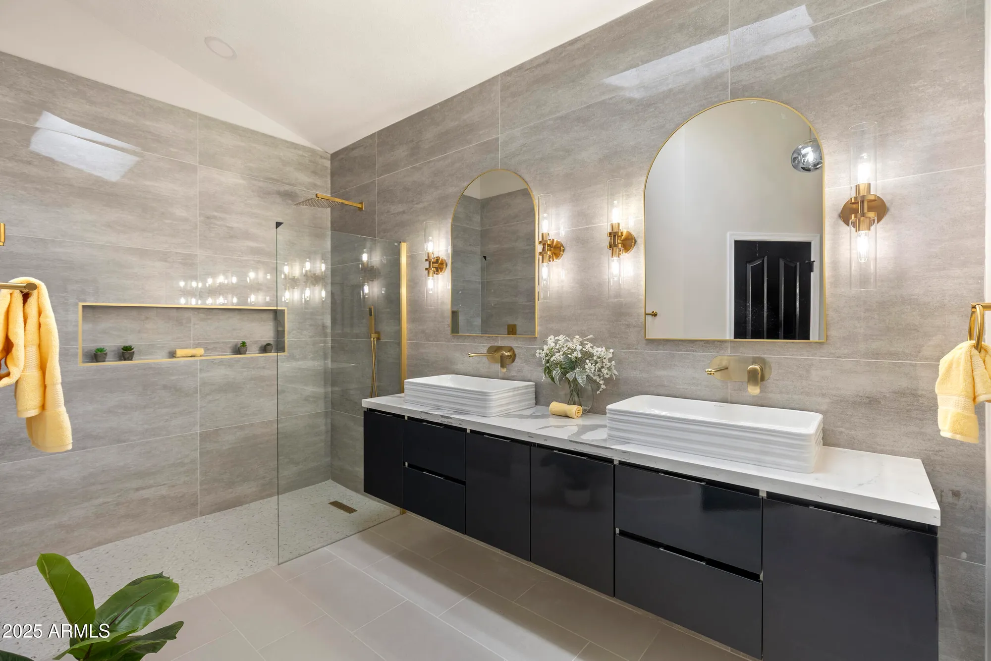 Property Slideshow image 9 of 60 | 25843 s eastlake dr, Sun Lakes, AZ, 85248