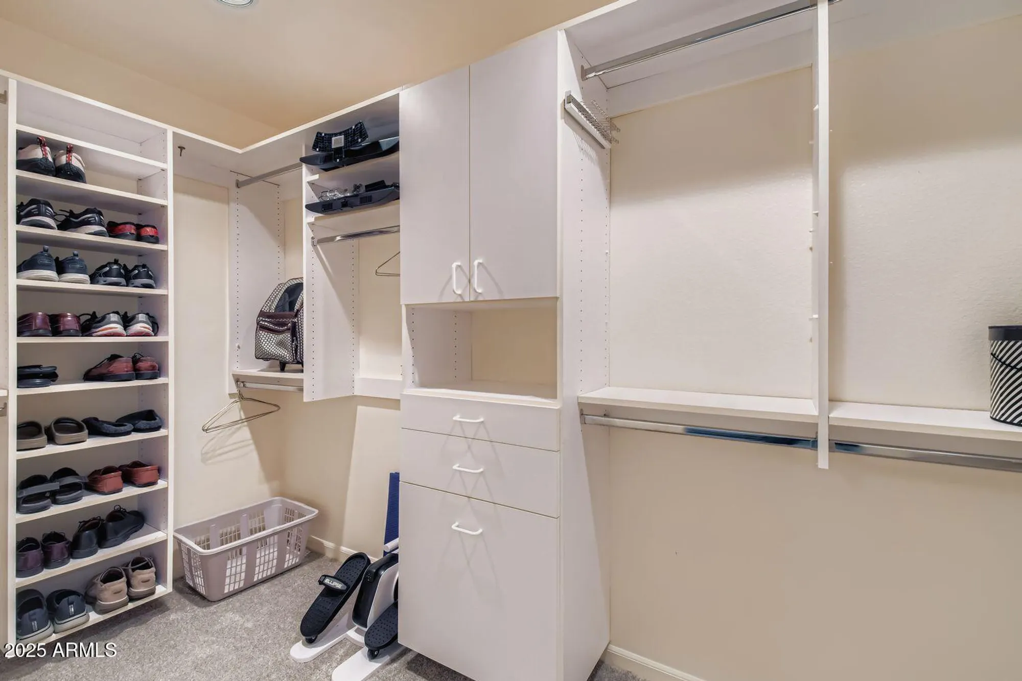 Property Slideshow image 23 of 27 | 10536 e hercules dr, Sun Lakes, AZ, 85248