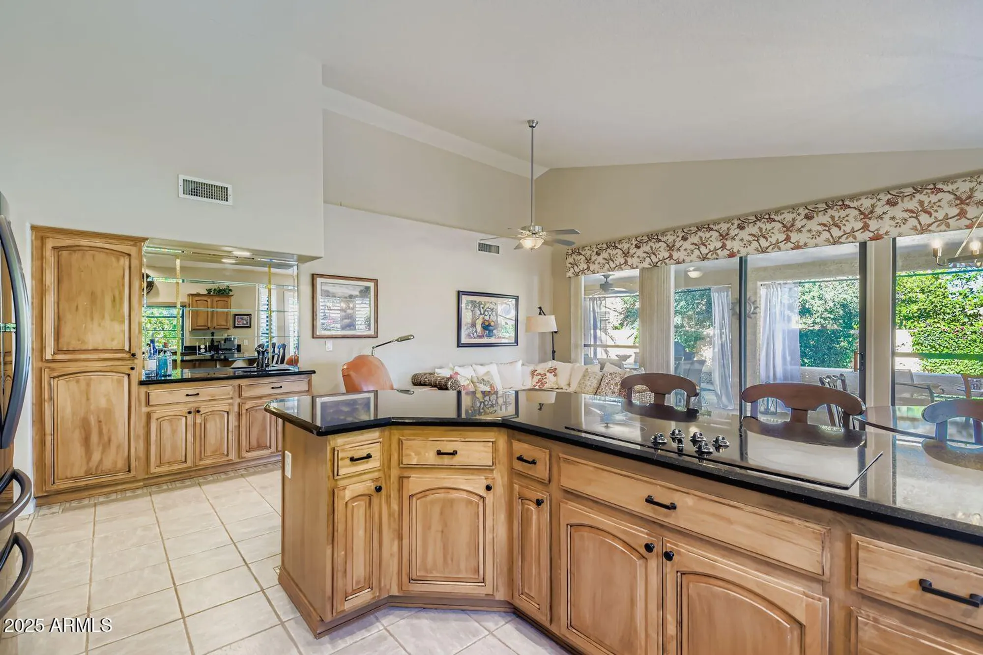 Property Slideshow image 4 of 27 | 10536 e hercules dr, Sun Lakes, AZ, 85248