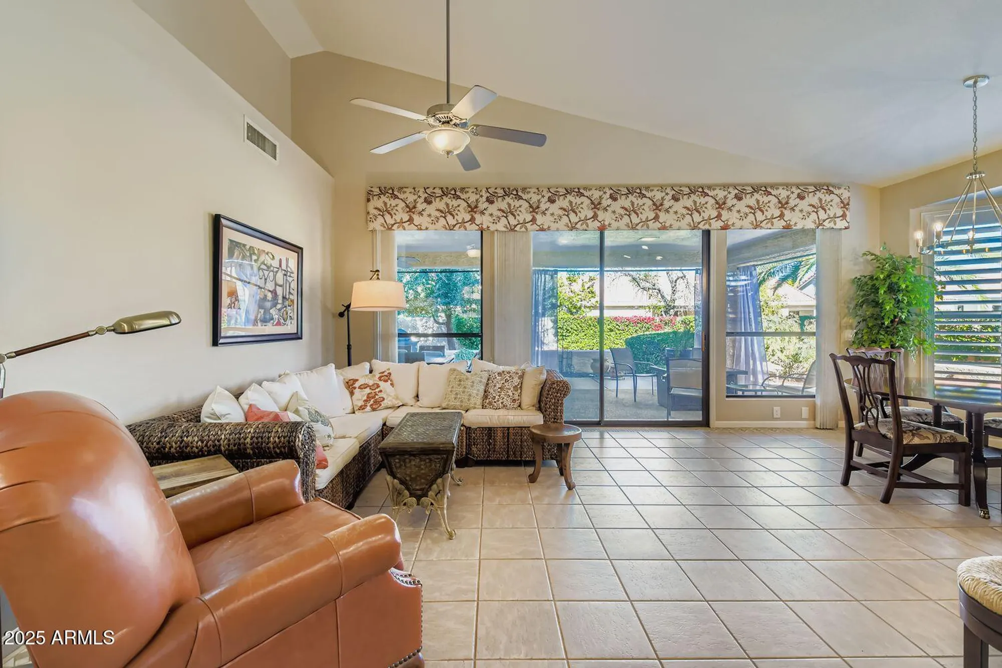 Property Slideshow image 11 of 27 | 10536 e hercules dr, Sun Lakes, AZ, 85248