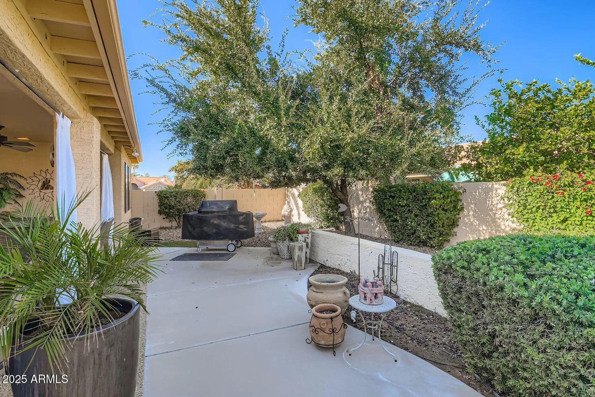 Property Slideshow image 14 of 27 | 10536 e hercules dr, Sun Lakes, AZ, 85248