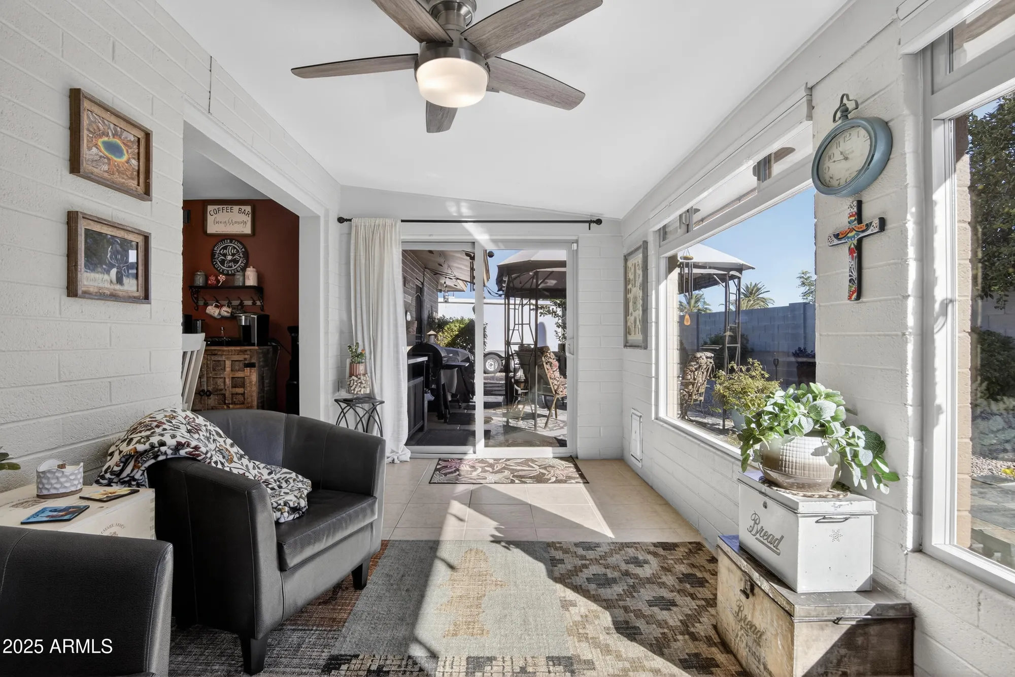 Property Slideshow image 6 of 35 | 649 n 61st pl, Mesa, AZ, 85205