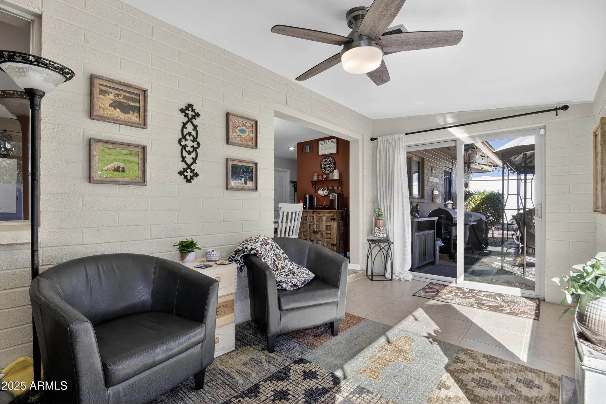 Property Slideshow image 7 of 35 | 649 n 61st pl, Mesa, AZ, 85205